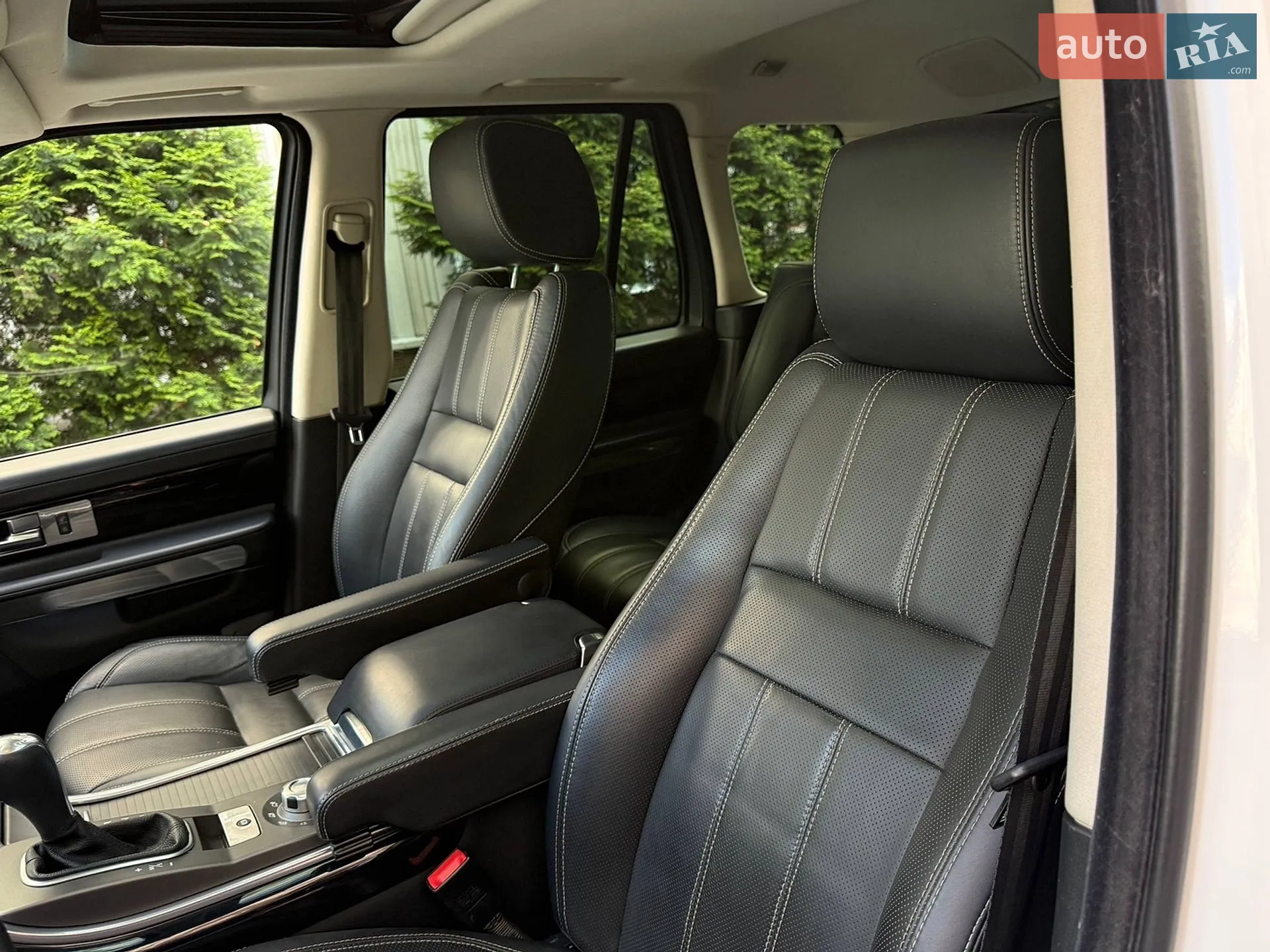 2010 Land Rover Range Rover - мініатюра 34