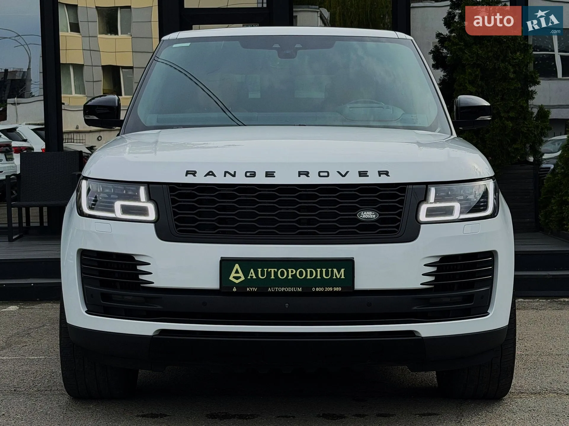 2018 Land Rover Range Rover - мініатюра 2