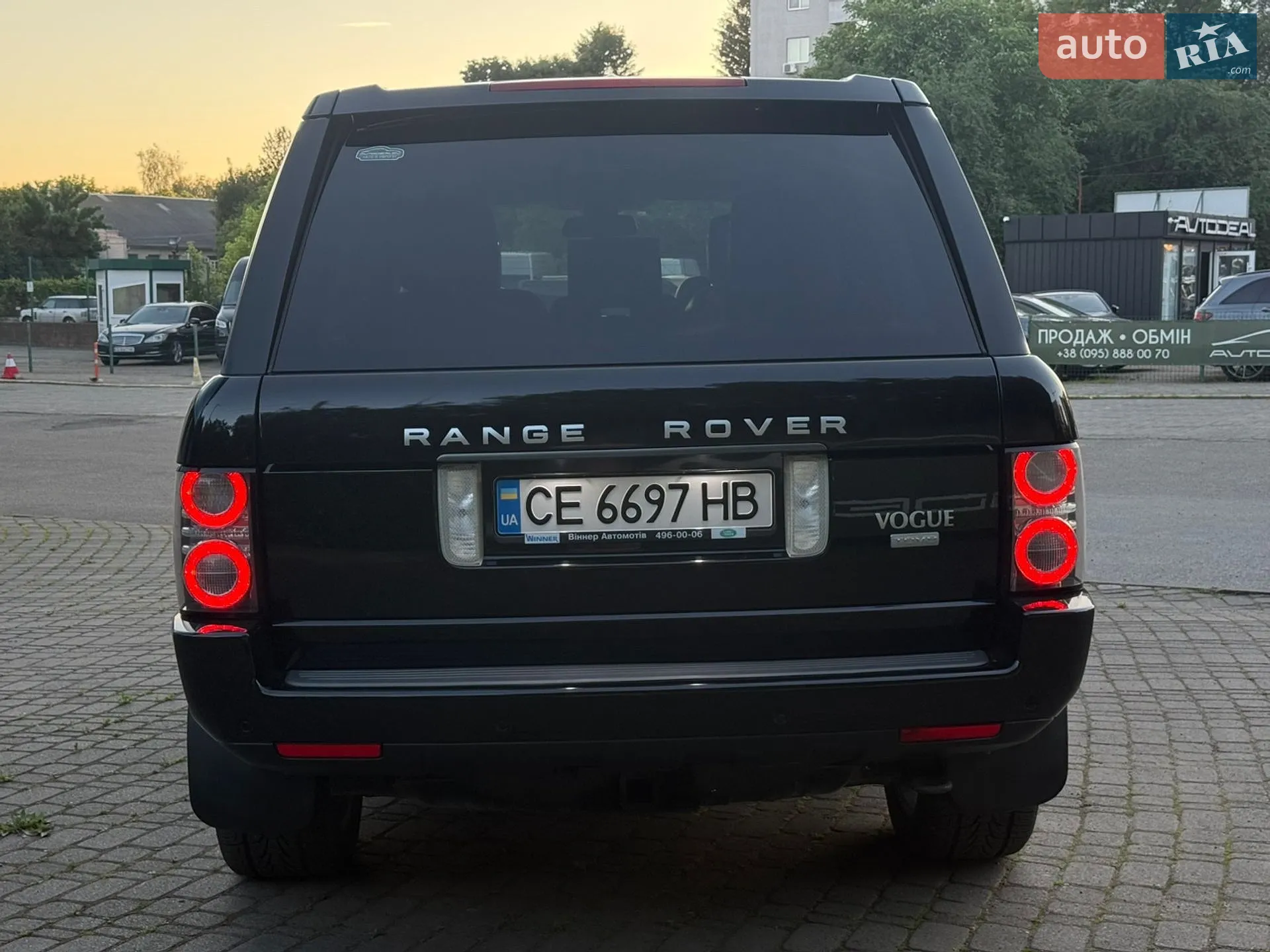 2010 Land Rover Range Rover - мініатюра 8