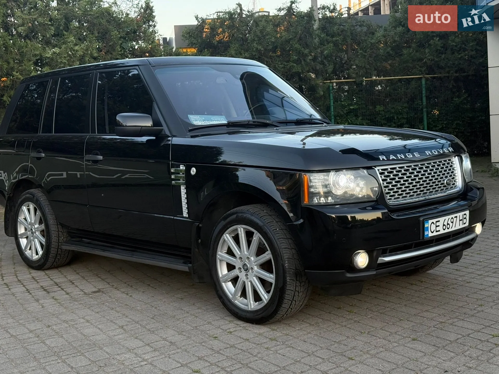 2010 Land Rover Range Rover - мініатюра 13