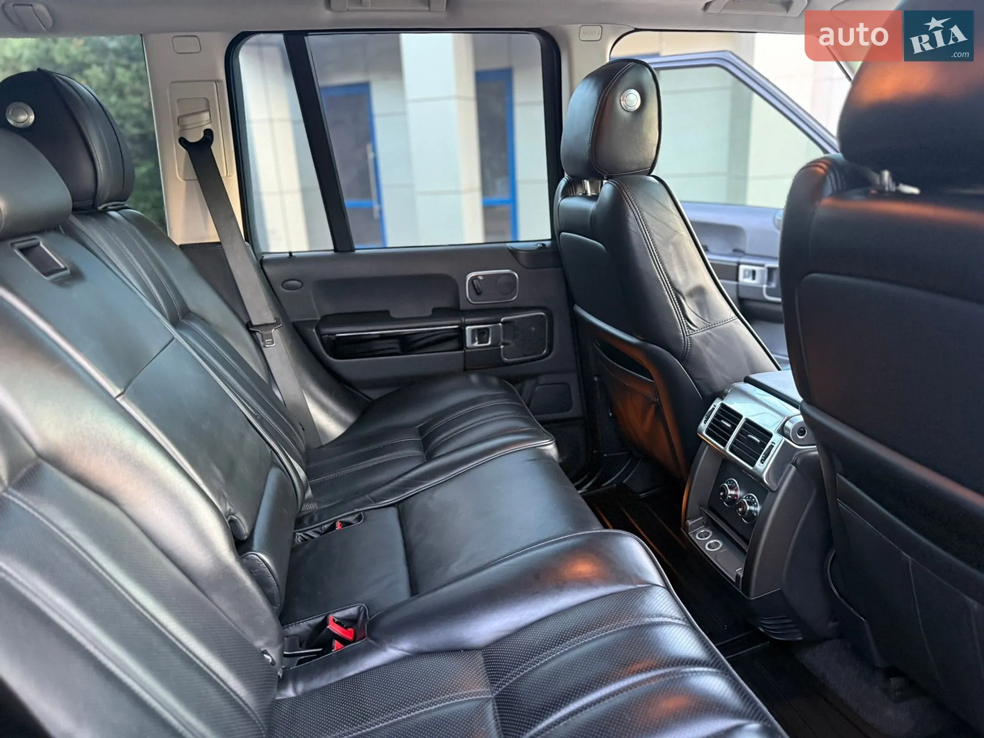 2010 Land Rover Range Rover - мініатюра 33