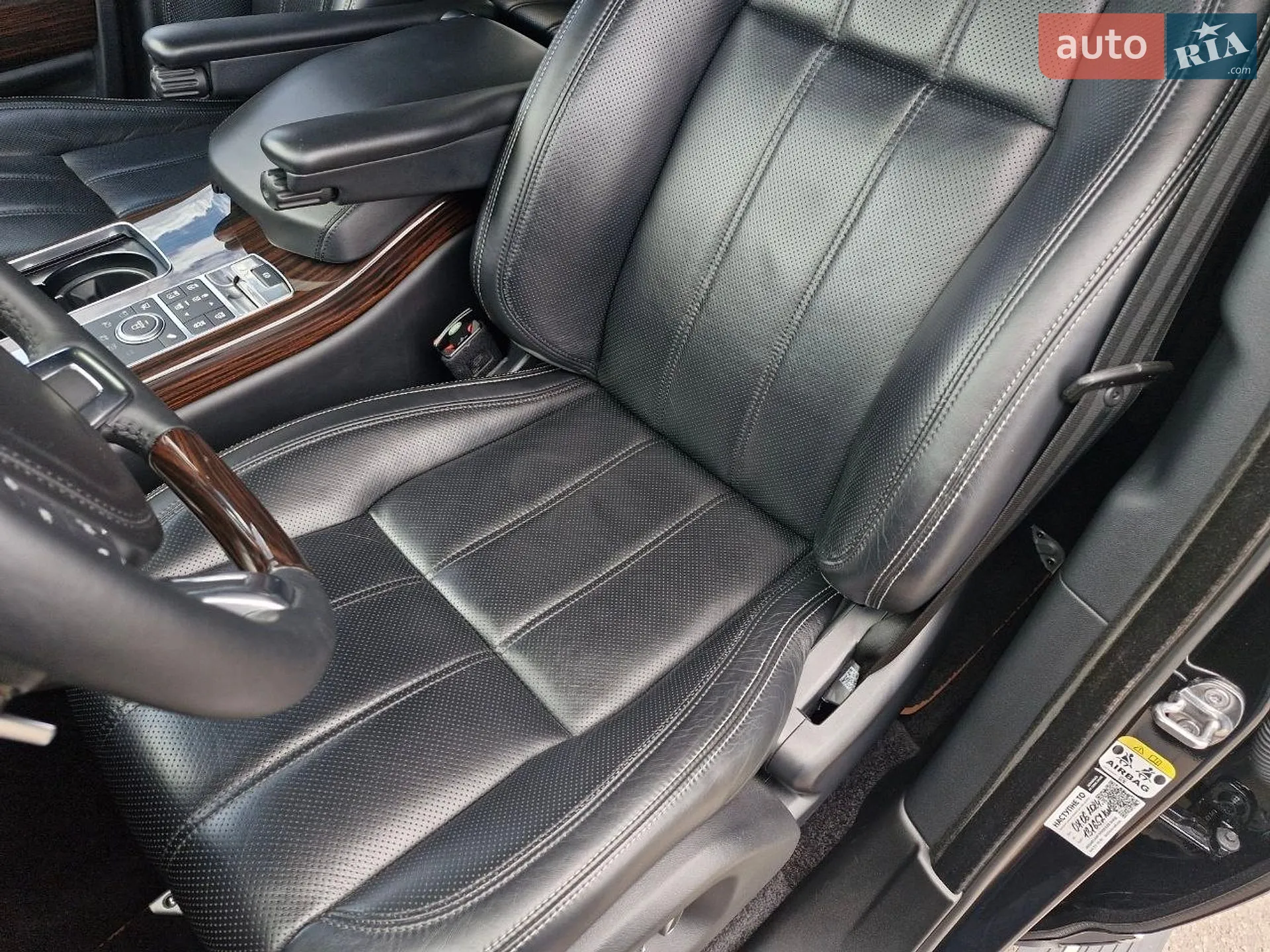 2017 Land Rover Range Rover - мініатюра 24