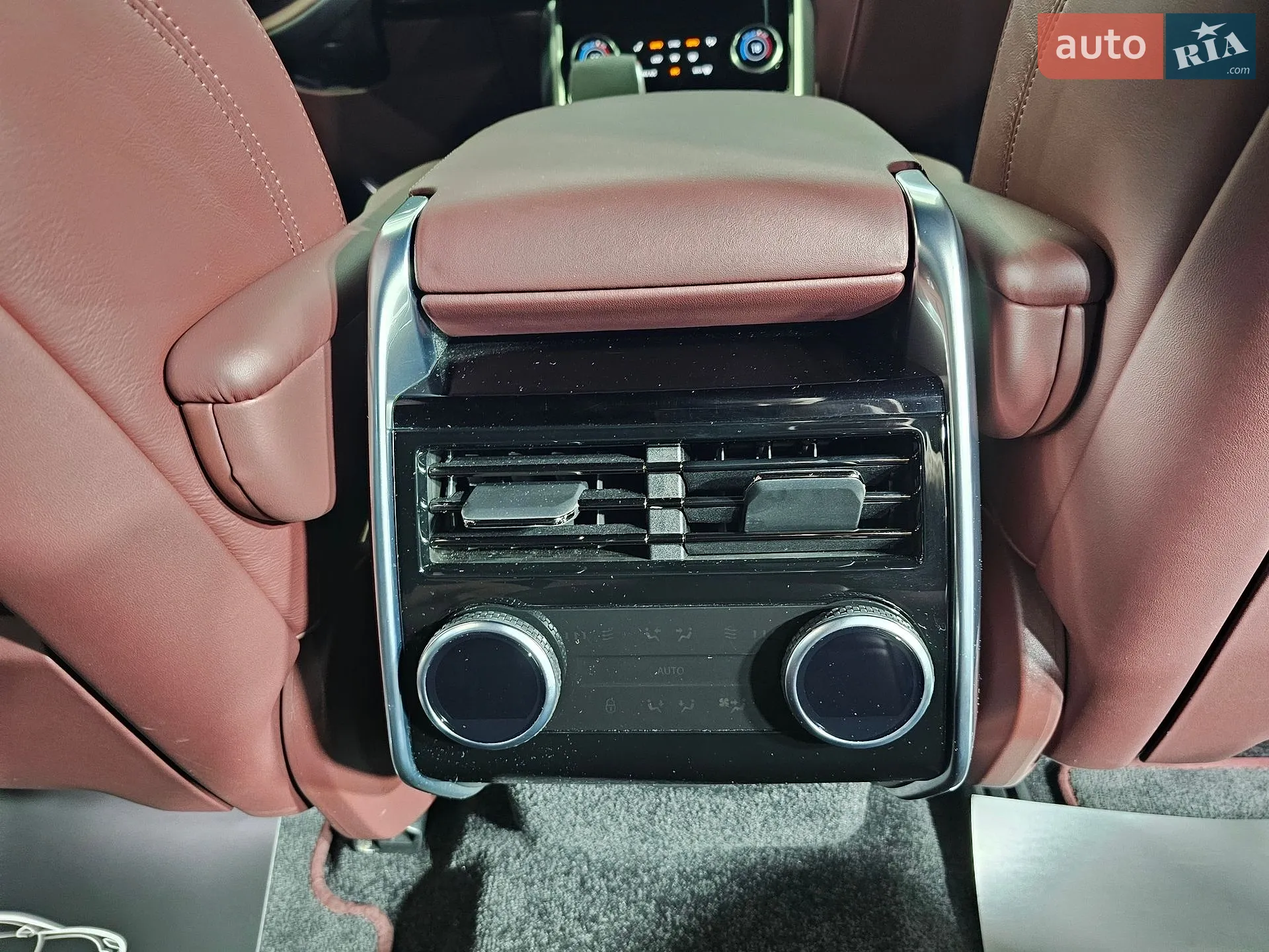2023 Land Rover Range Rover - мініатюра 18