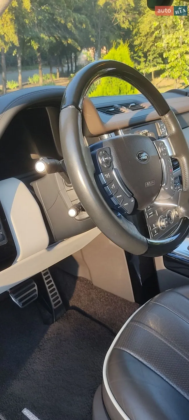 2011 Land Rover Range Rover - мініатюра 32