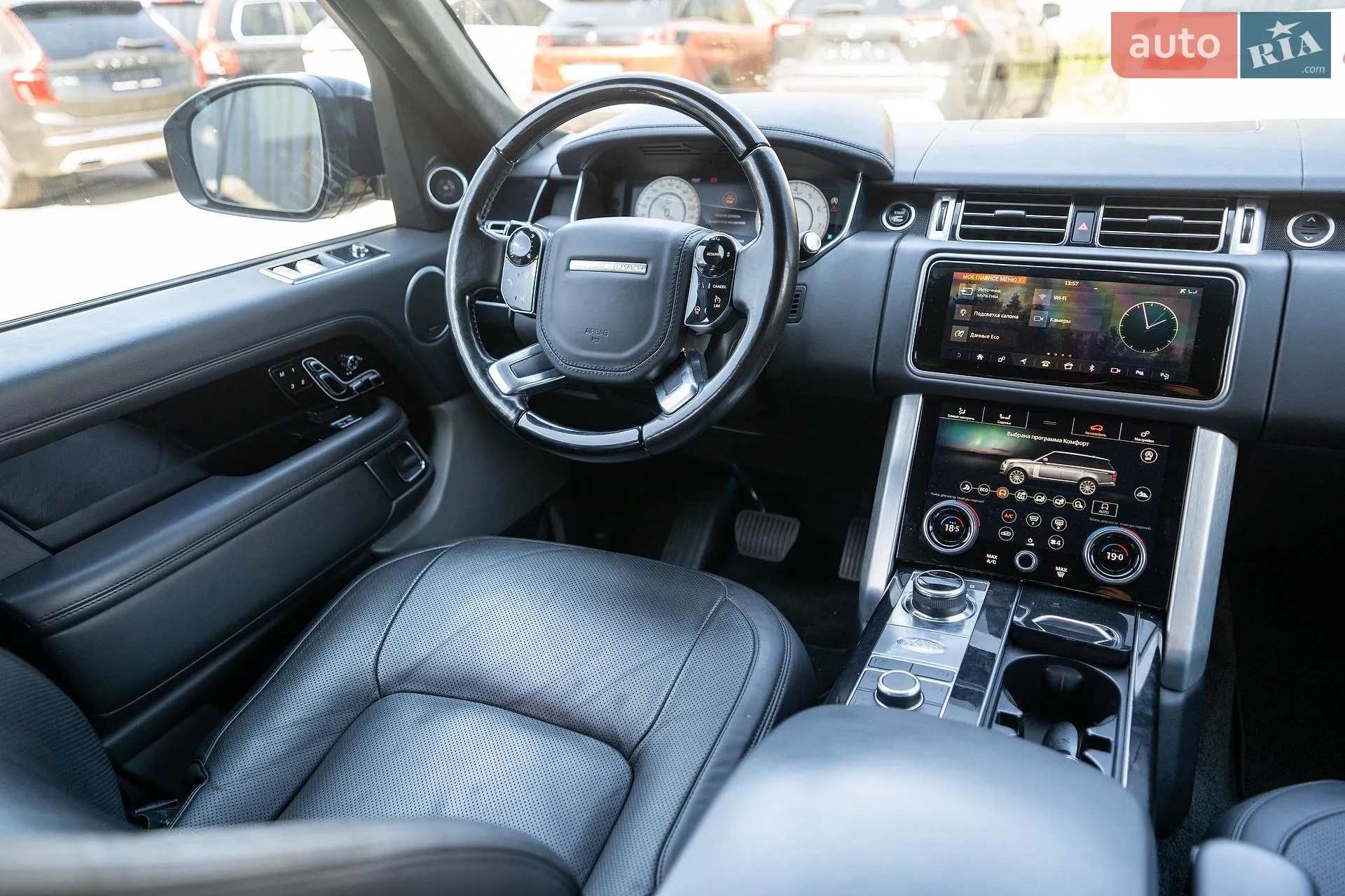 2018 Land Rover Range Rover - мініатюра 25