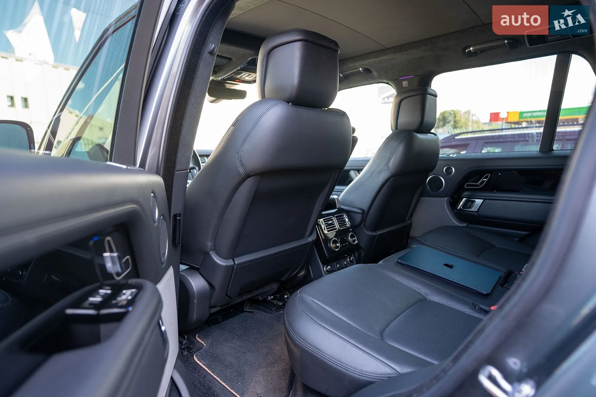 2018 Land Rover Range Rover - мініатюра 30