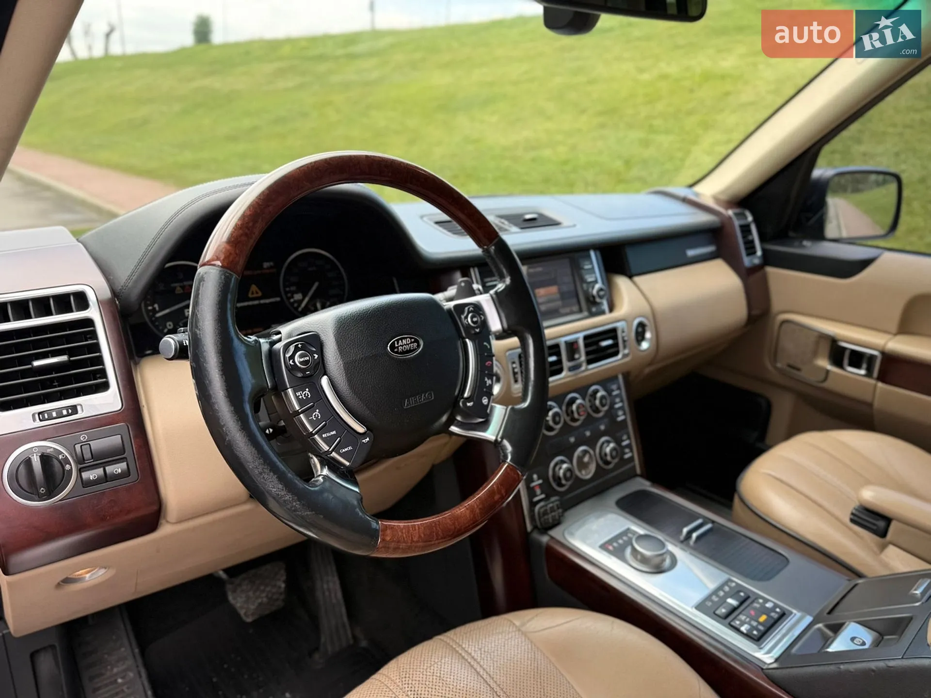 2011 Land Rover Range Rover - мініатюра 44