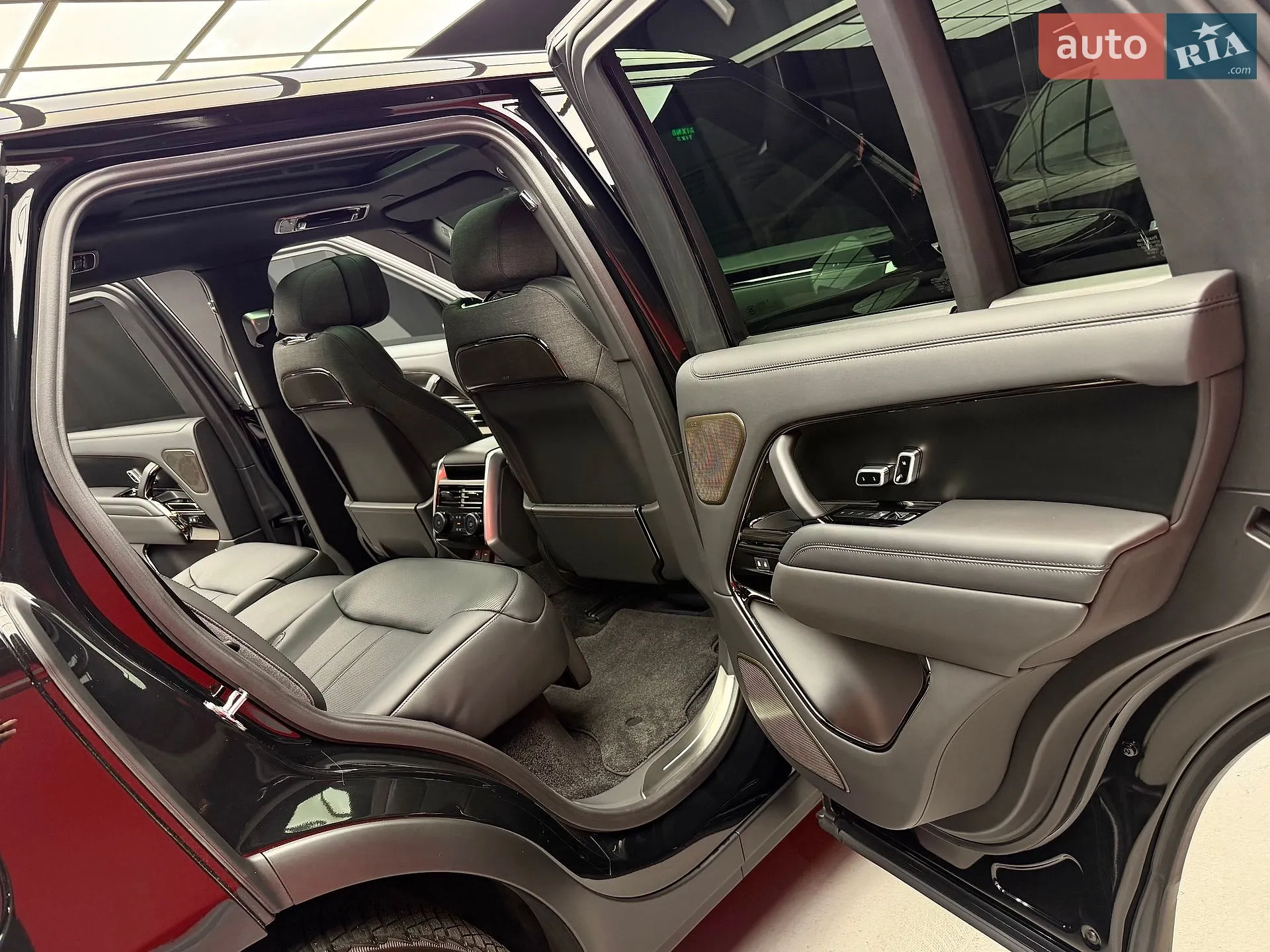 2024 Land Rover Range Rover - мініатюра 45