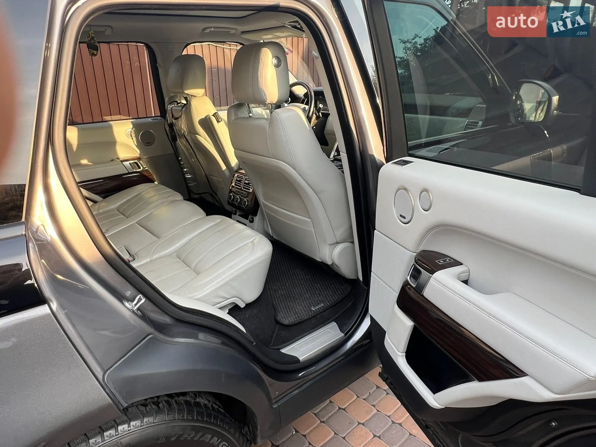 2015 Land Rover Range Rover - мініатюра 10