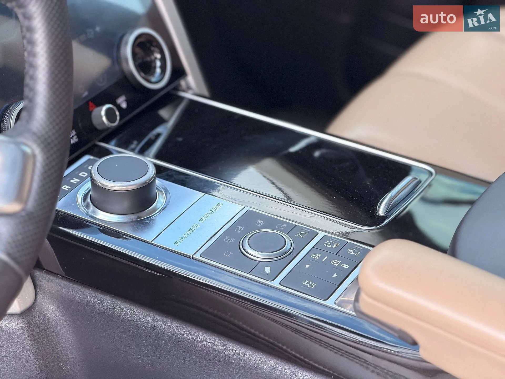 2016 Land Rover Range Rover - мініатюра 41