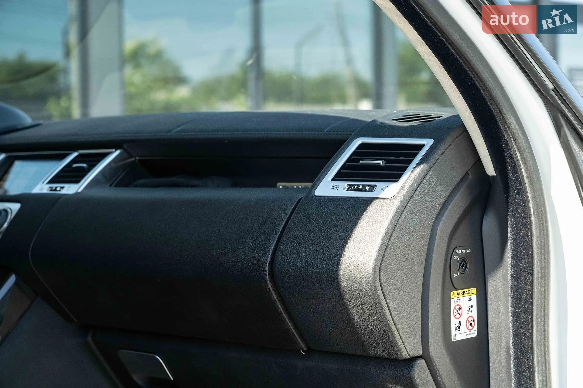 2012 Land Rover Range Rover - мініатюра 37