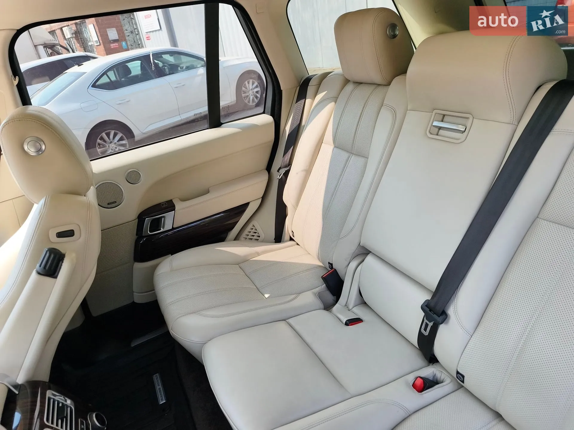2017 Land Rover Range Rover - мініатюра 16