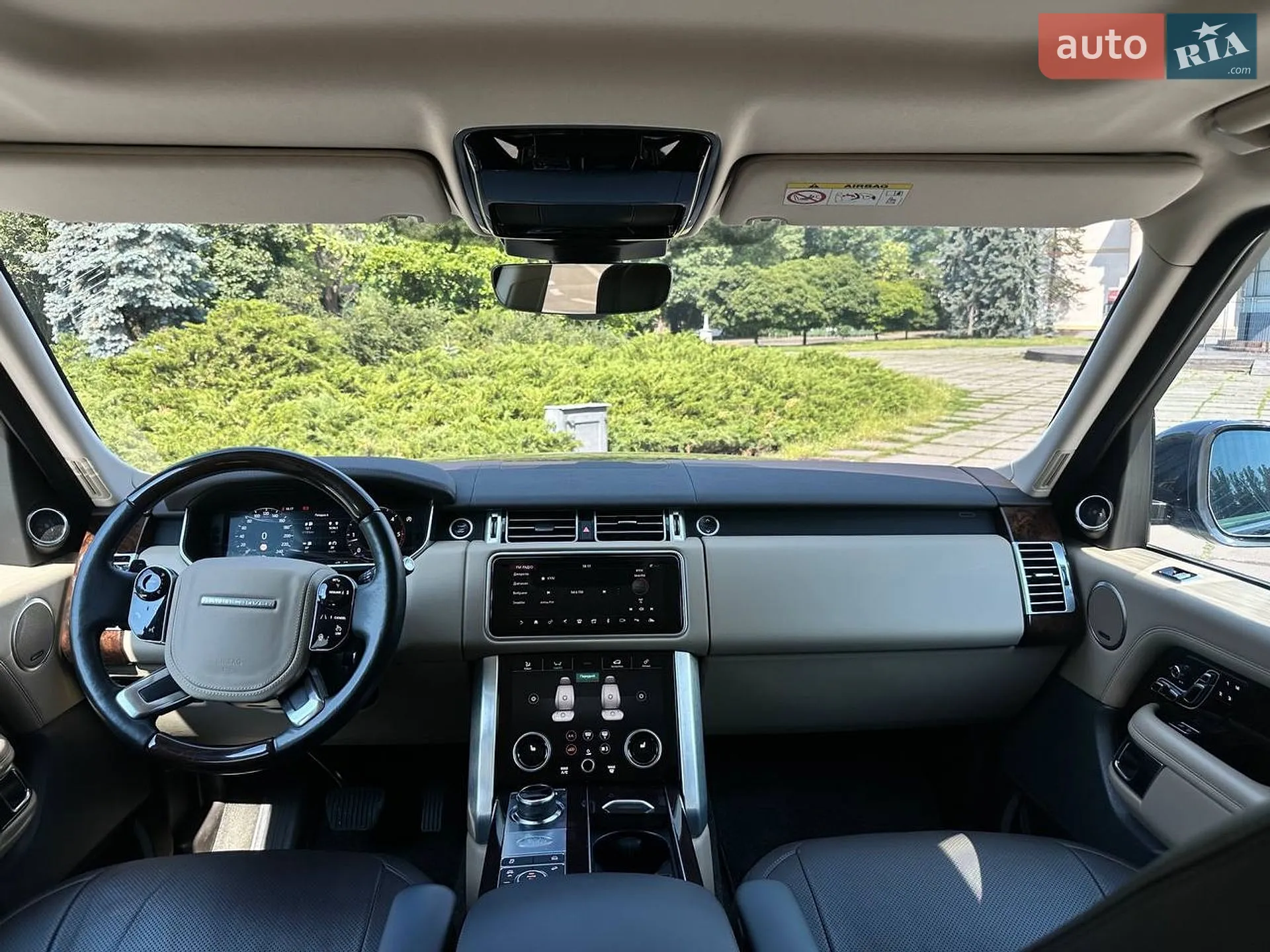 2019 Land Rover Range Rover - мініатюра 24