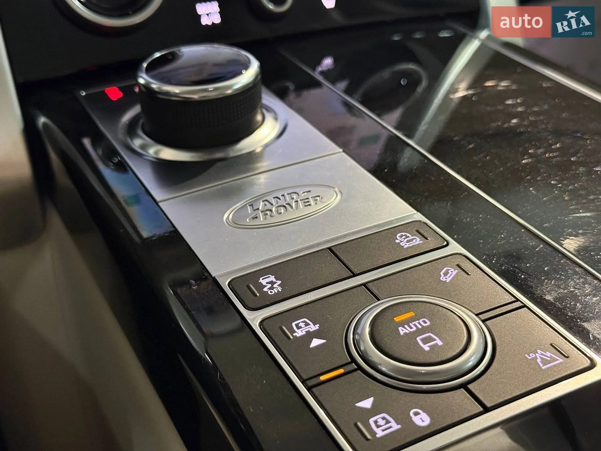 2019 Land Rover Range Rover - мініатюра 44