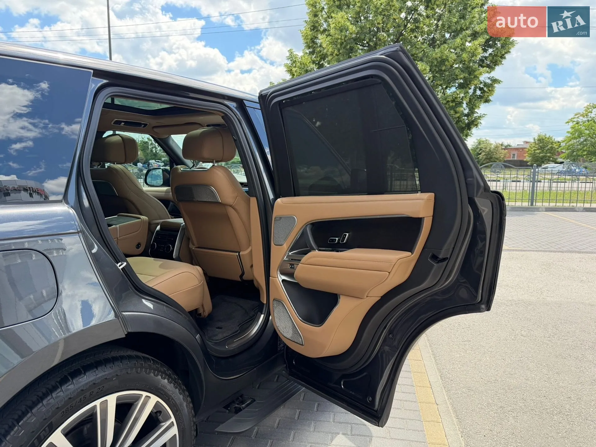 2025 Land Rover Range Rover - мініатюра 32