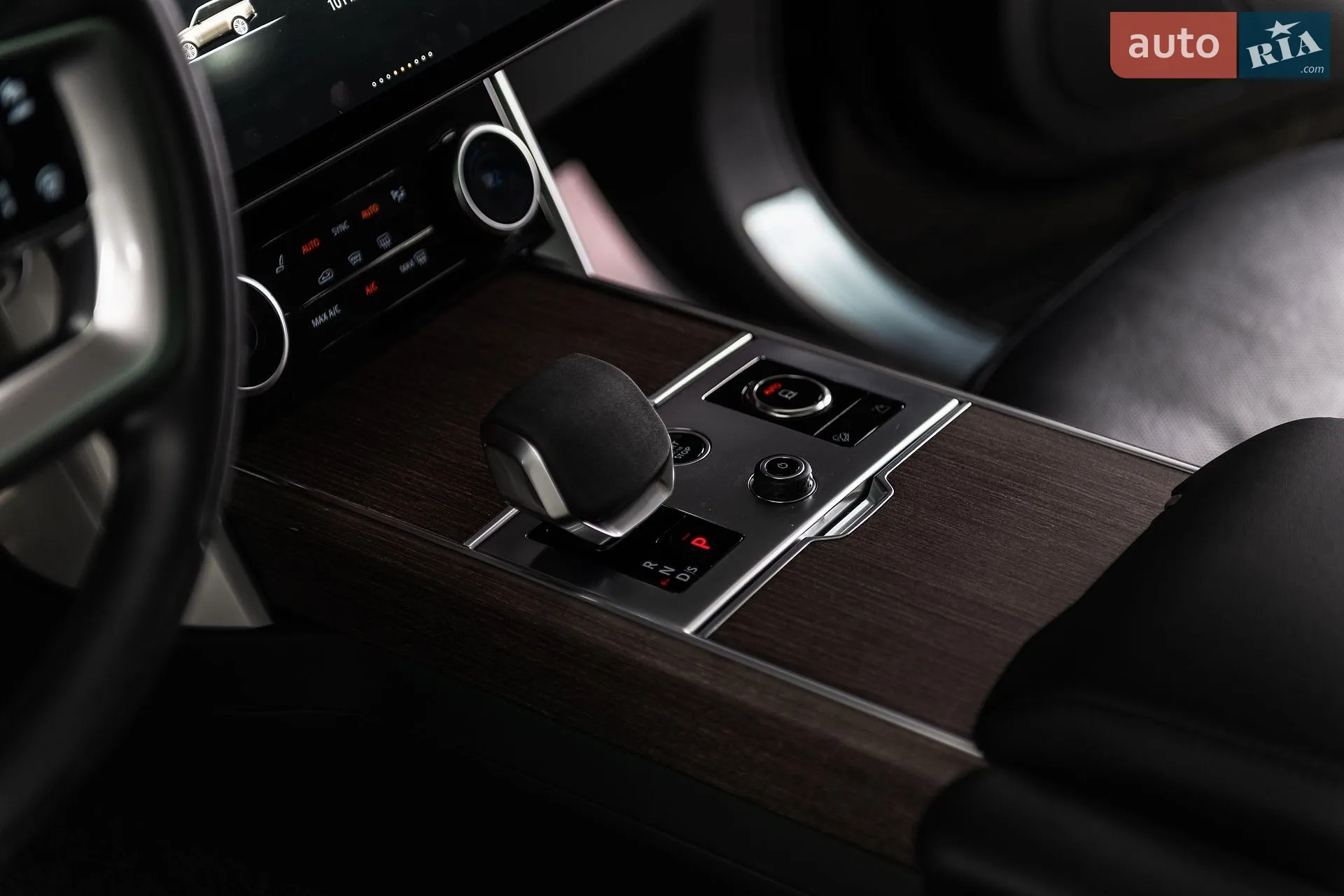 2022 Land Rover Range Rover - мініатюра 23