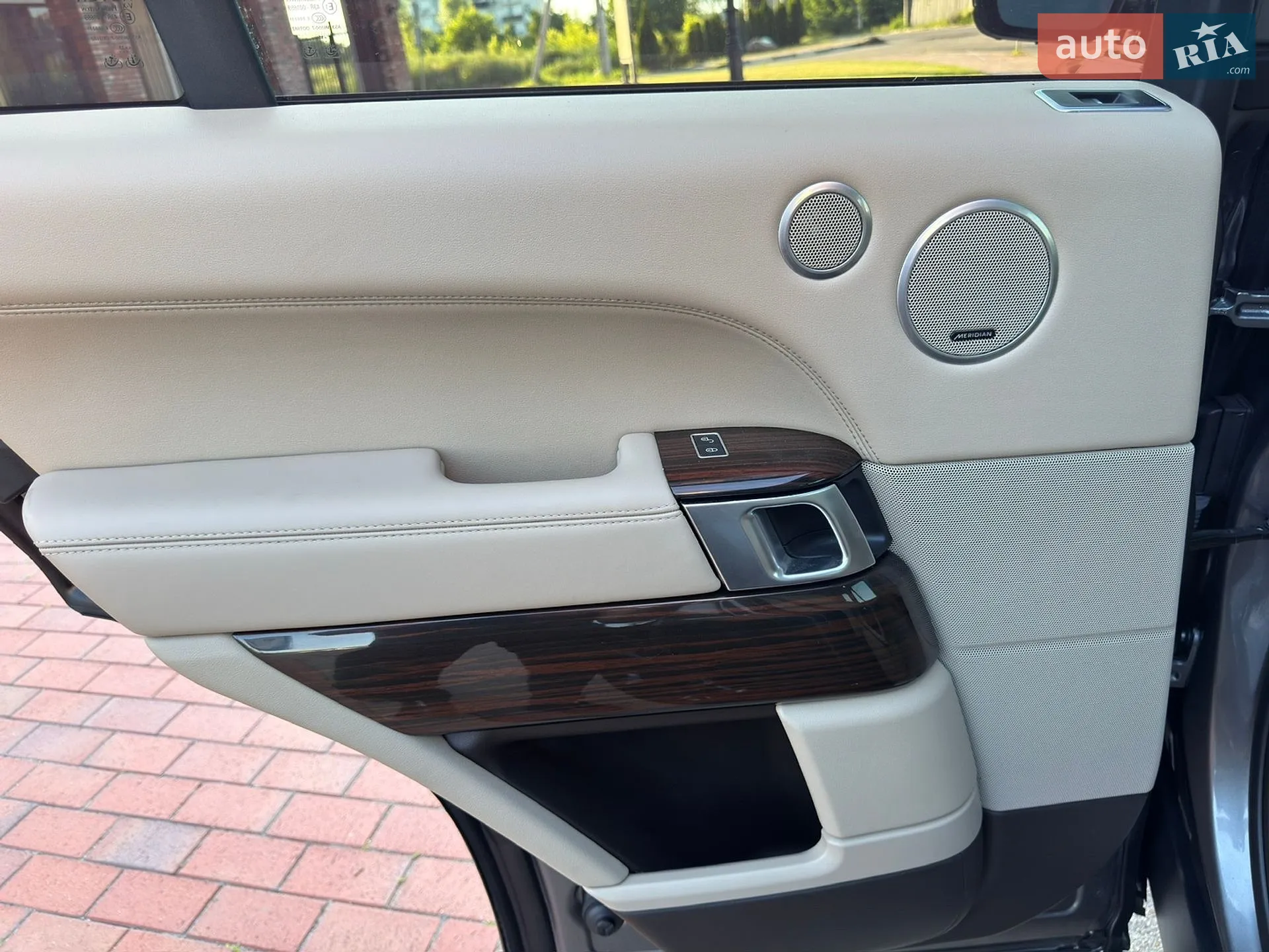 2015 Land Rover Range Rover - мініатюра 26