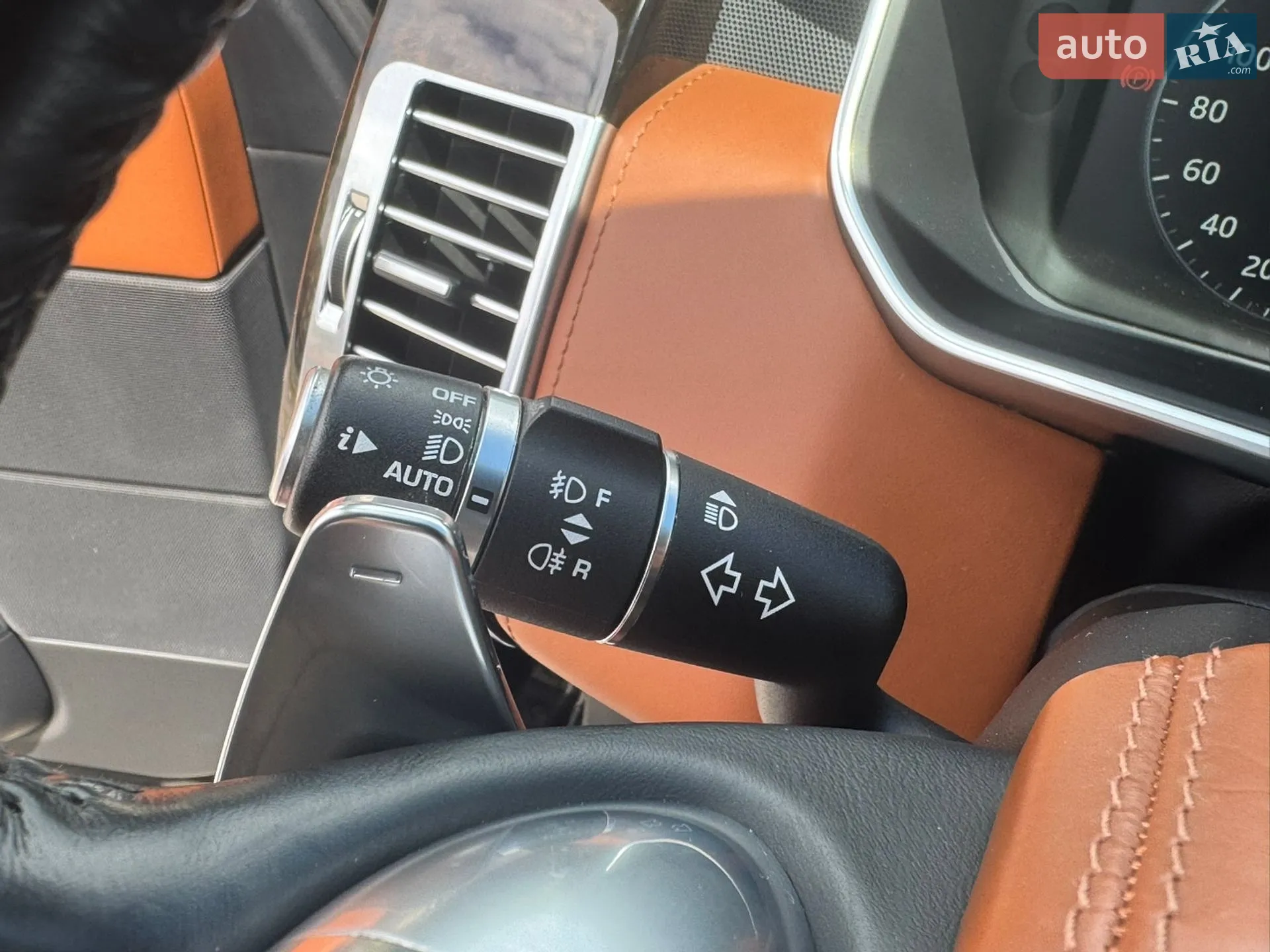 2016 Land Rover Range Rover - мініатюра 24