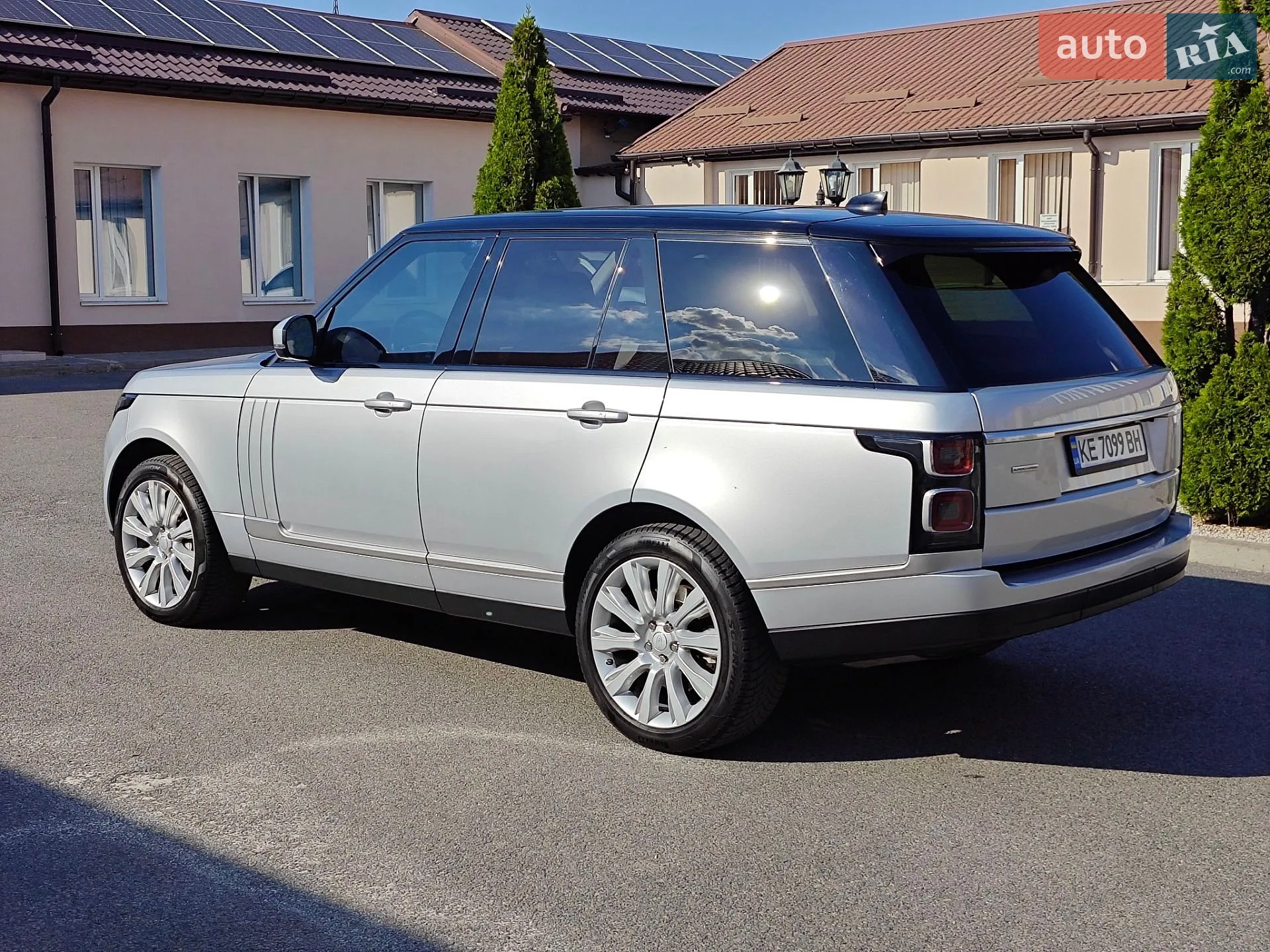 2017 Land Rover Range Rover - мініатюра 4