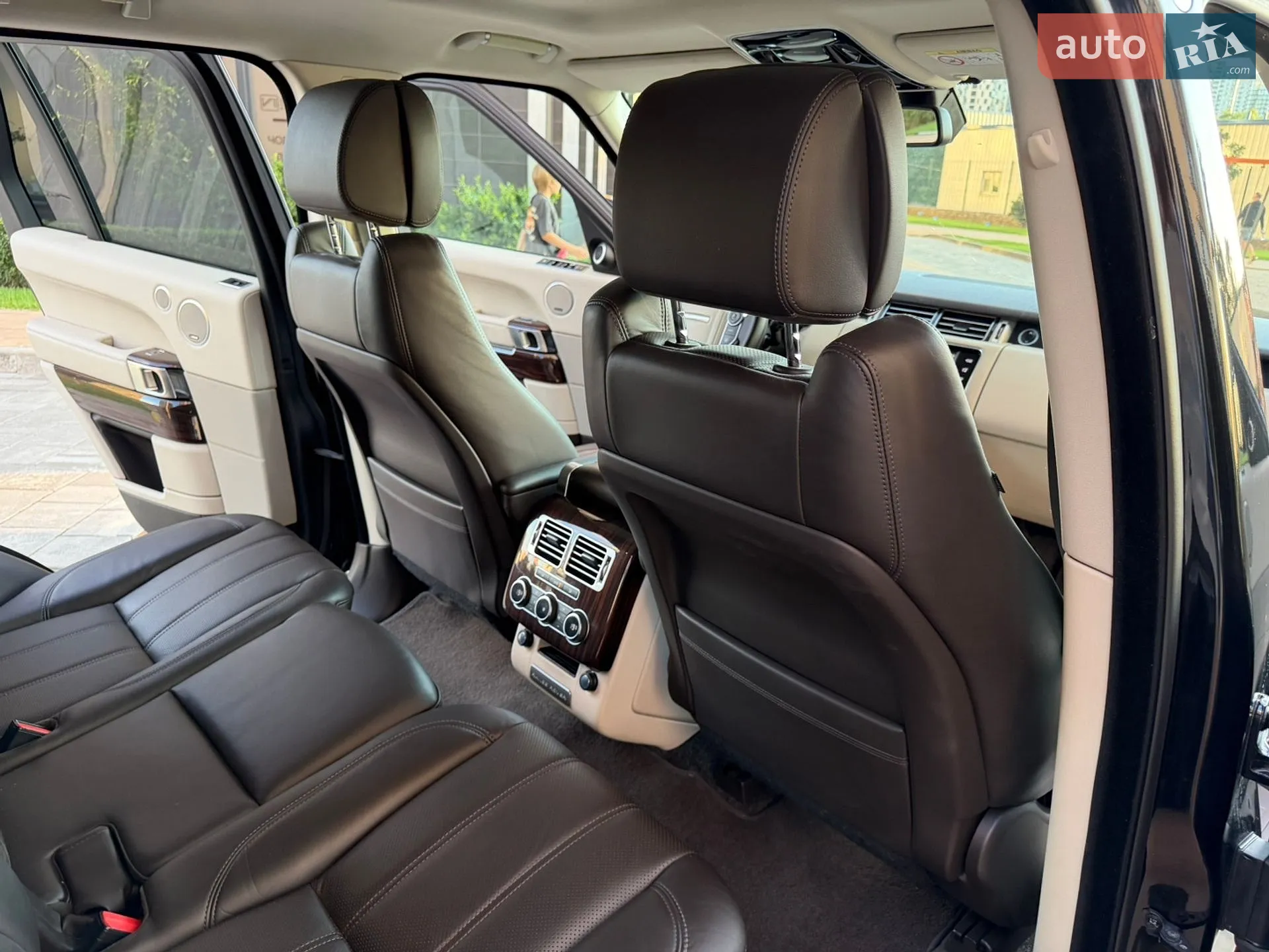 2016 Land Rover Range Rover - мініатюра 29