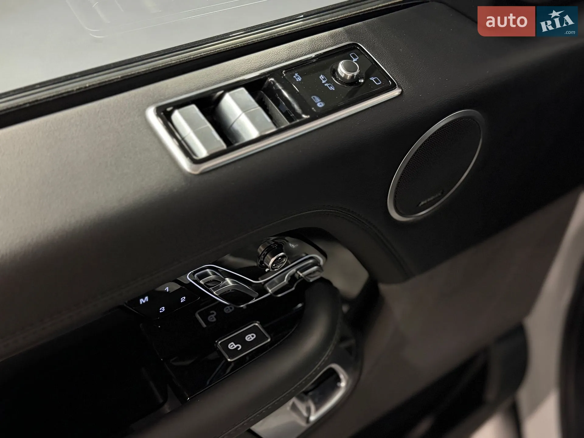2018 Land Rover Range Rover - мініатюра 42
