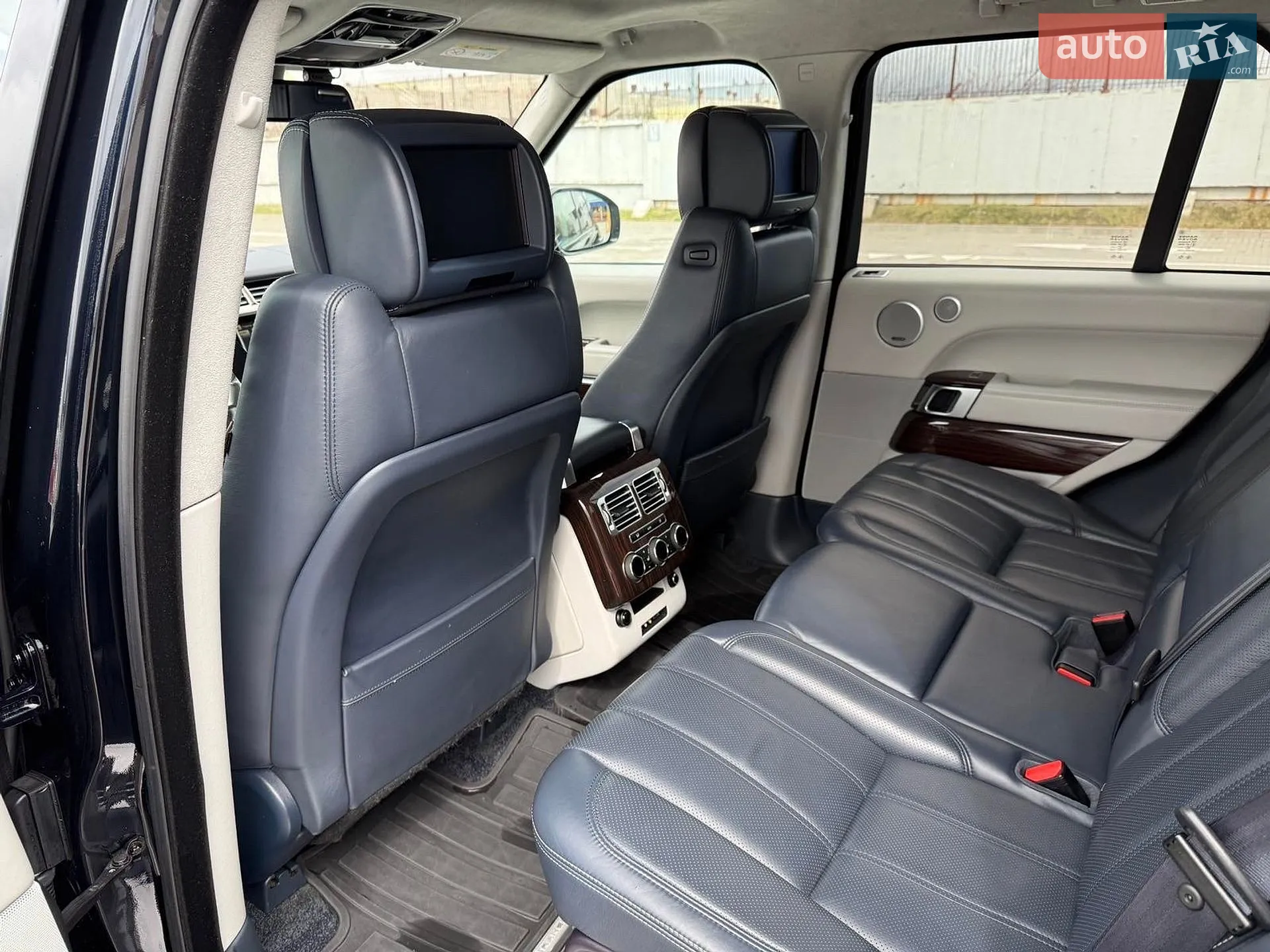 2015 Land Rover Range Rover - мініатюра 12