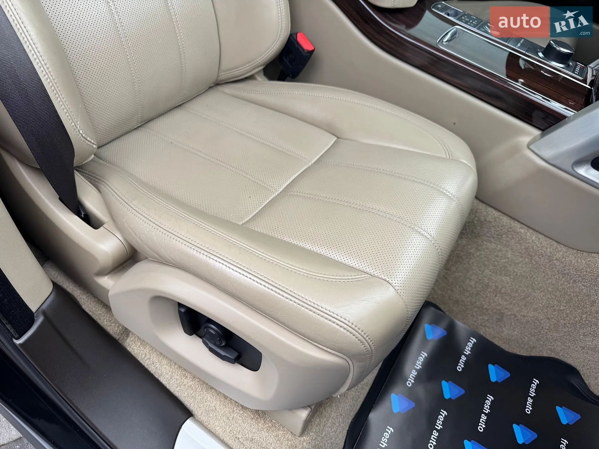 2015 Land Rover Range Rover - мініатюра 41