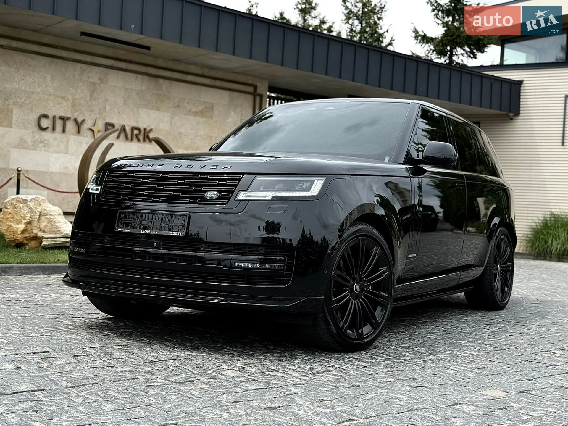2023 Land Rover Range Rover - мініатюра 4
