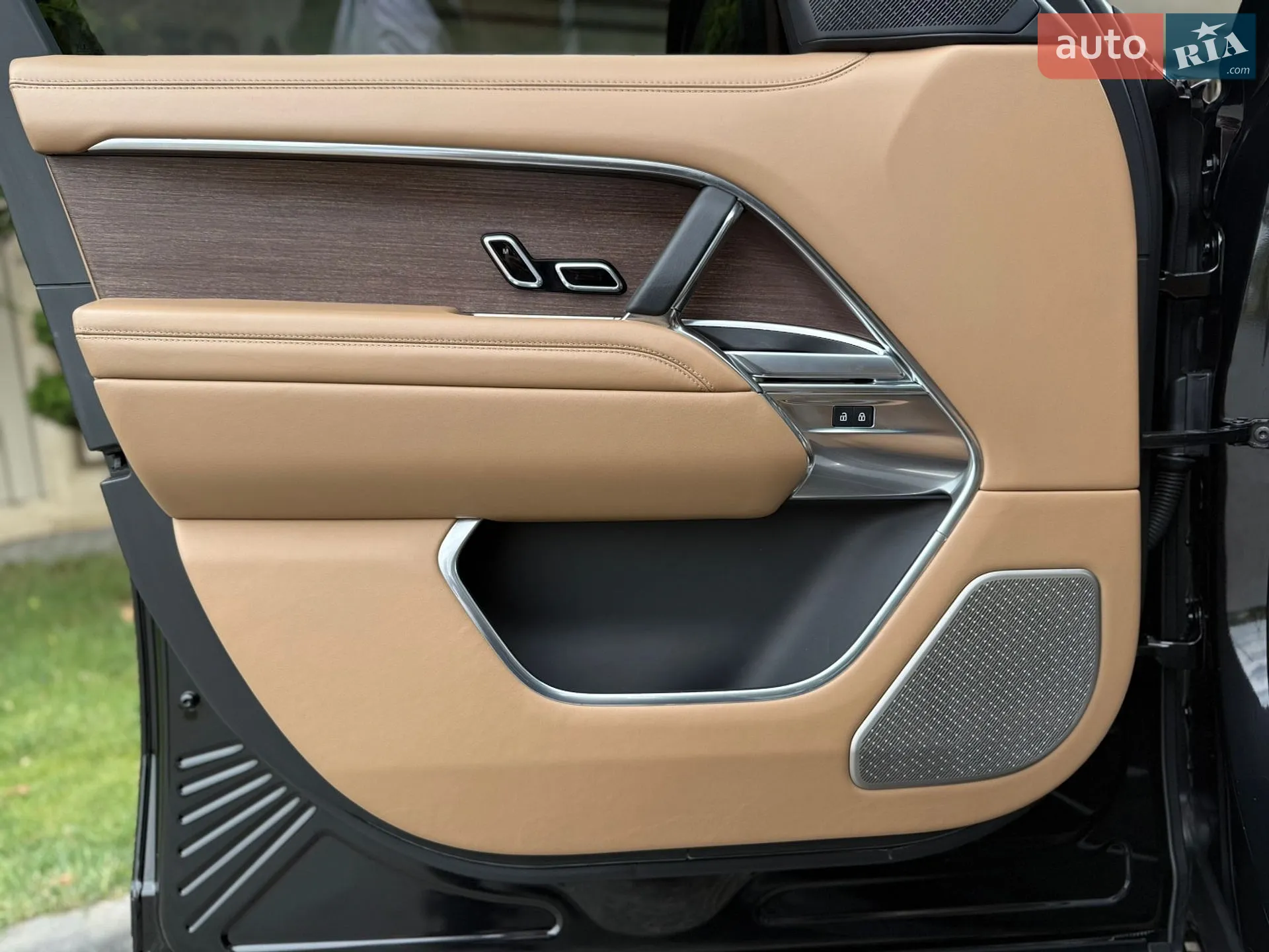 2023 Land Rover Range Rover - мініатюра 27