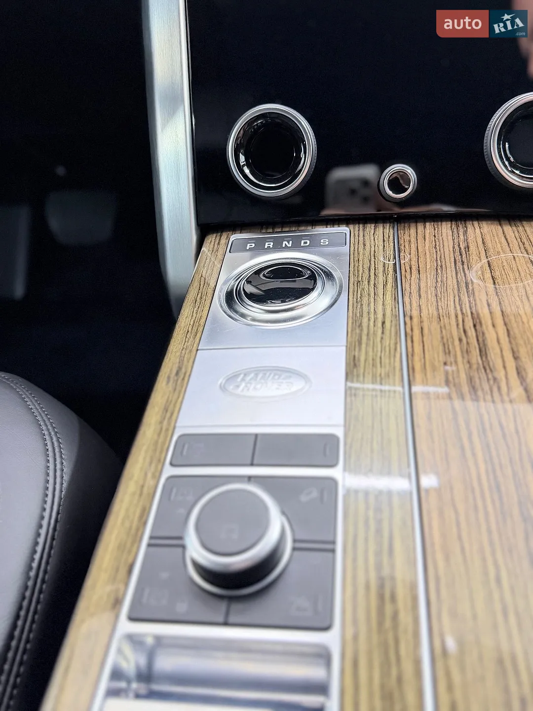 2019 Land Rover Range Rover - мініатюра 27