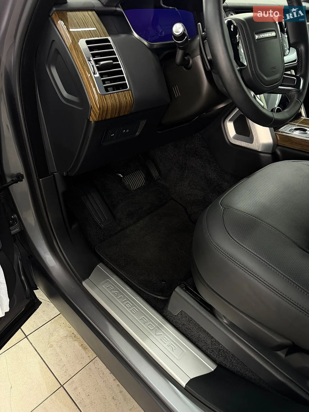 2019 Land Rover Range Rover - мініатюра 54