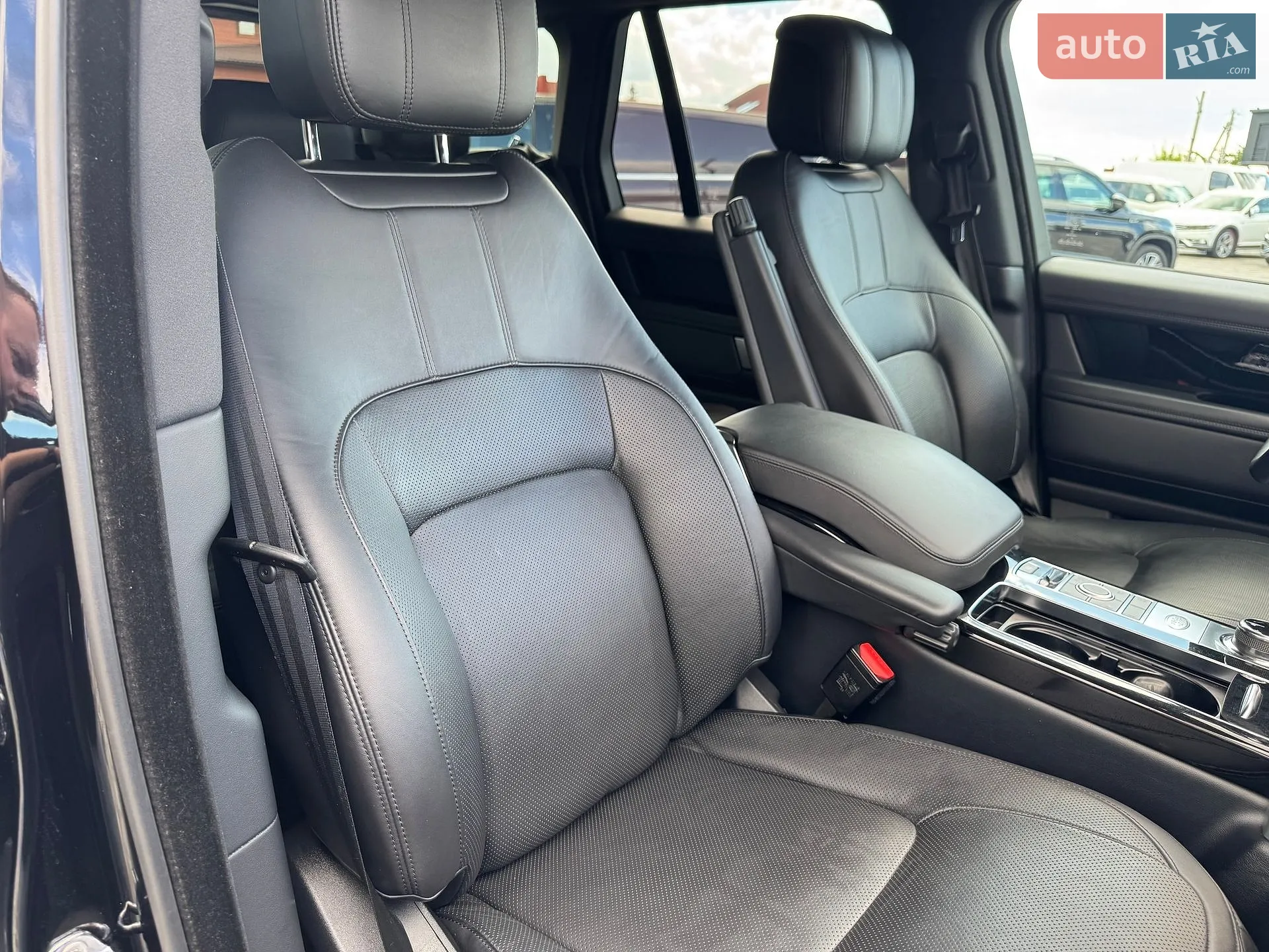 2018 Land Rover Range Rover - мініатюра 42