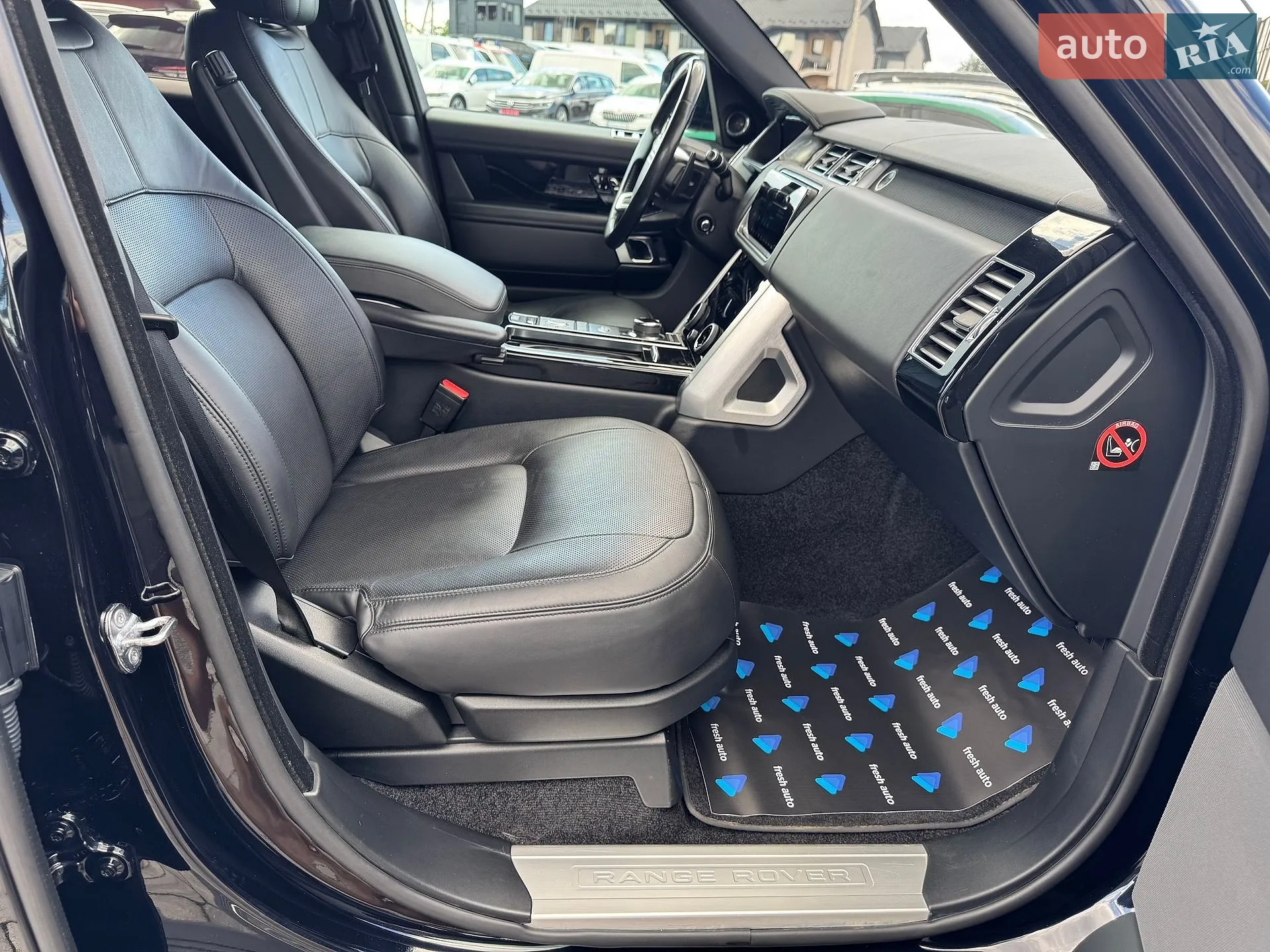 2018 Land Rover Range Rover - мініатюра 44