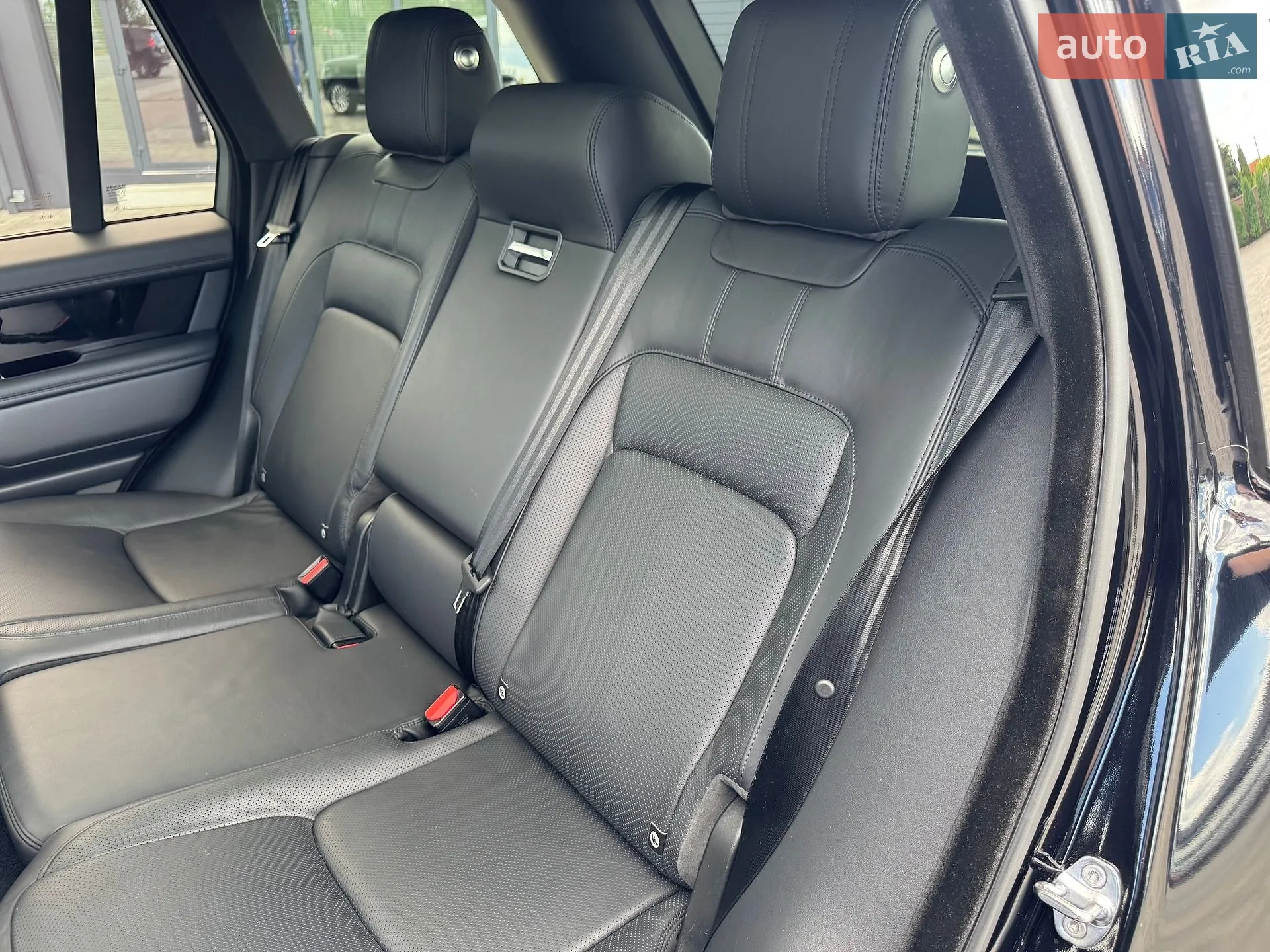 2018 Land Rover Range Rover - мініатюра 32