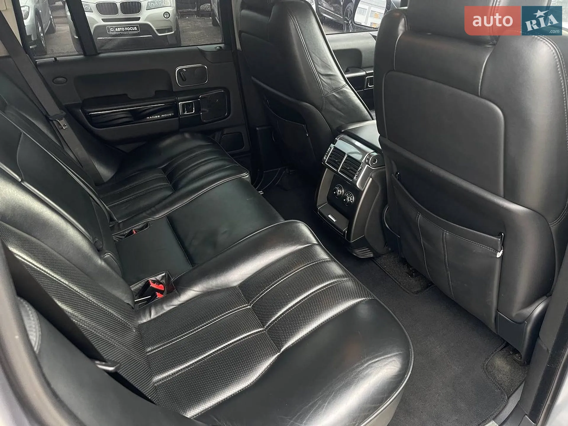 2012 Land Rover Range Rover - мініатюра 27