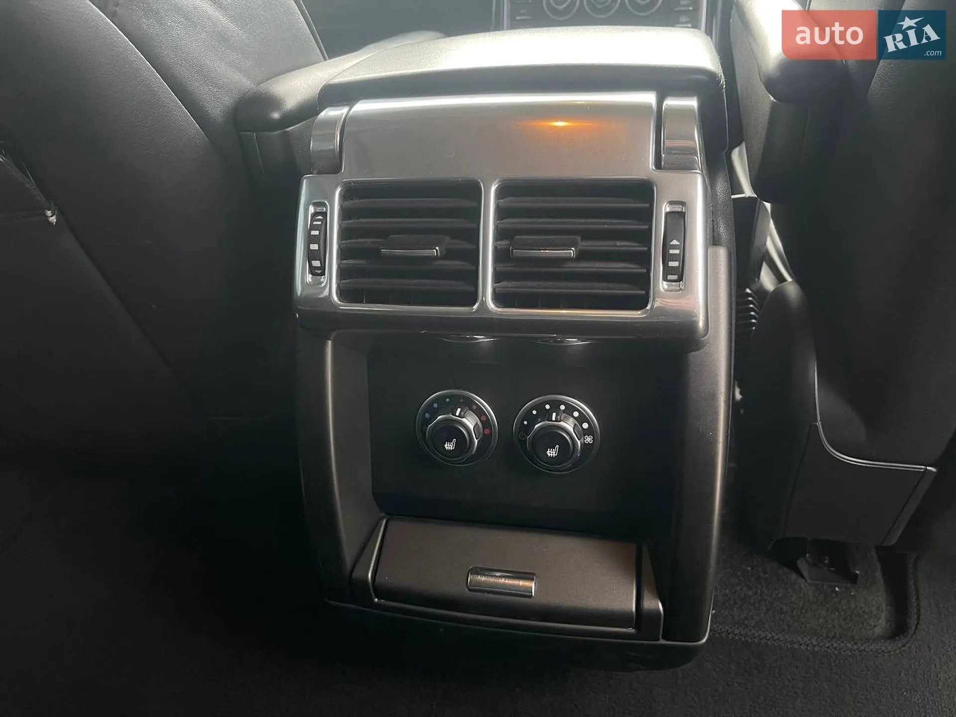 2012 Land Rover Range Rover - мініатюра 29
