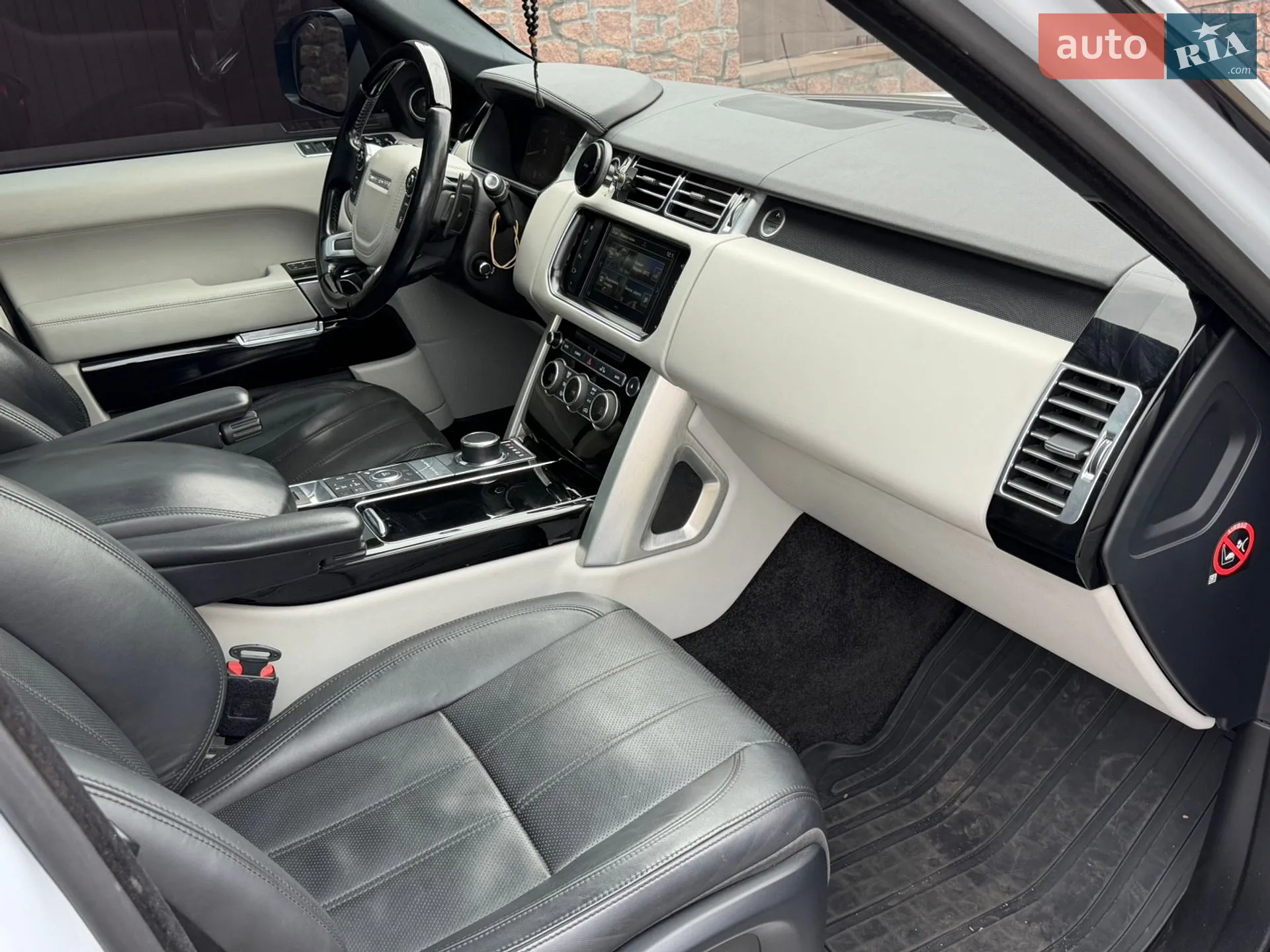 2015 Land Rover Range Rover - мініатюра 14