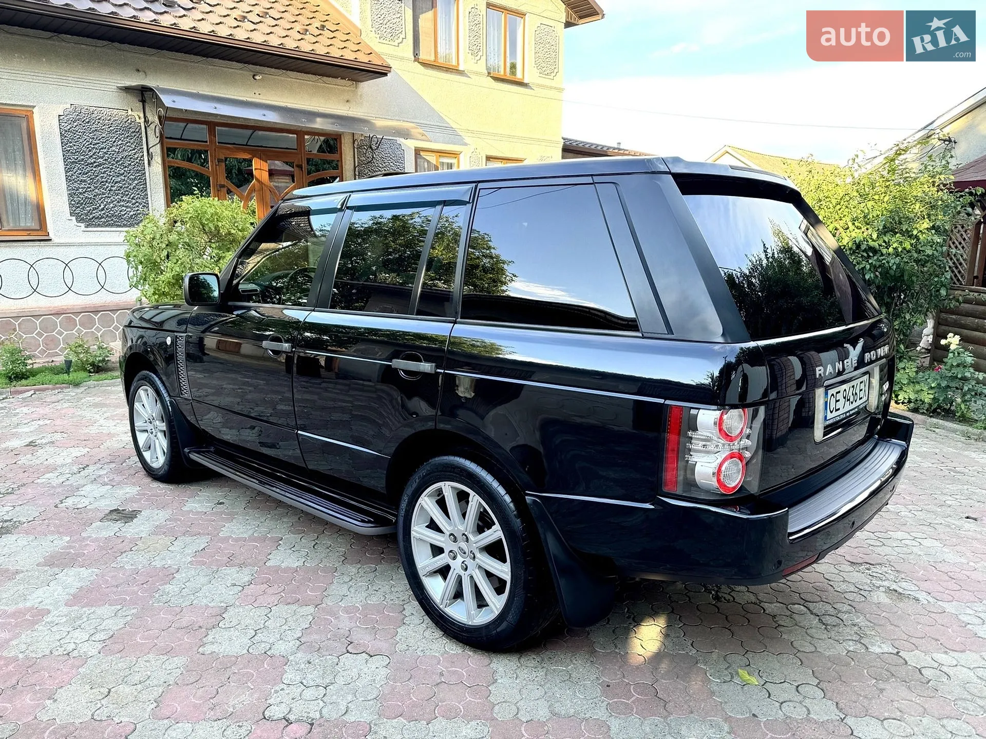 2010 Land Rover Range Rover - мініатюра 12