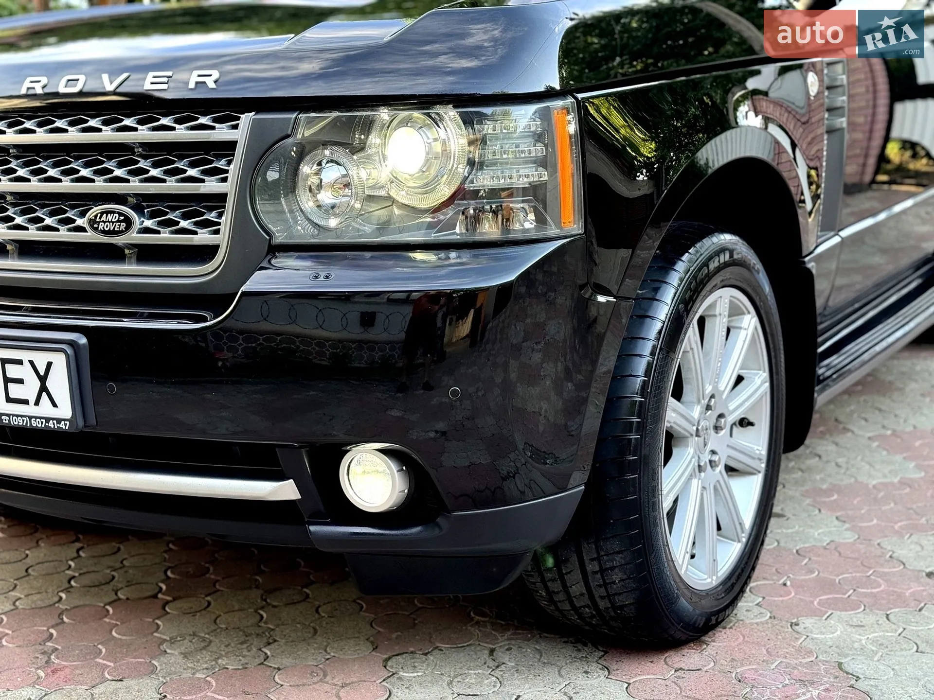 2010 Land Rover Range Rover - мініатюра 18