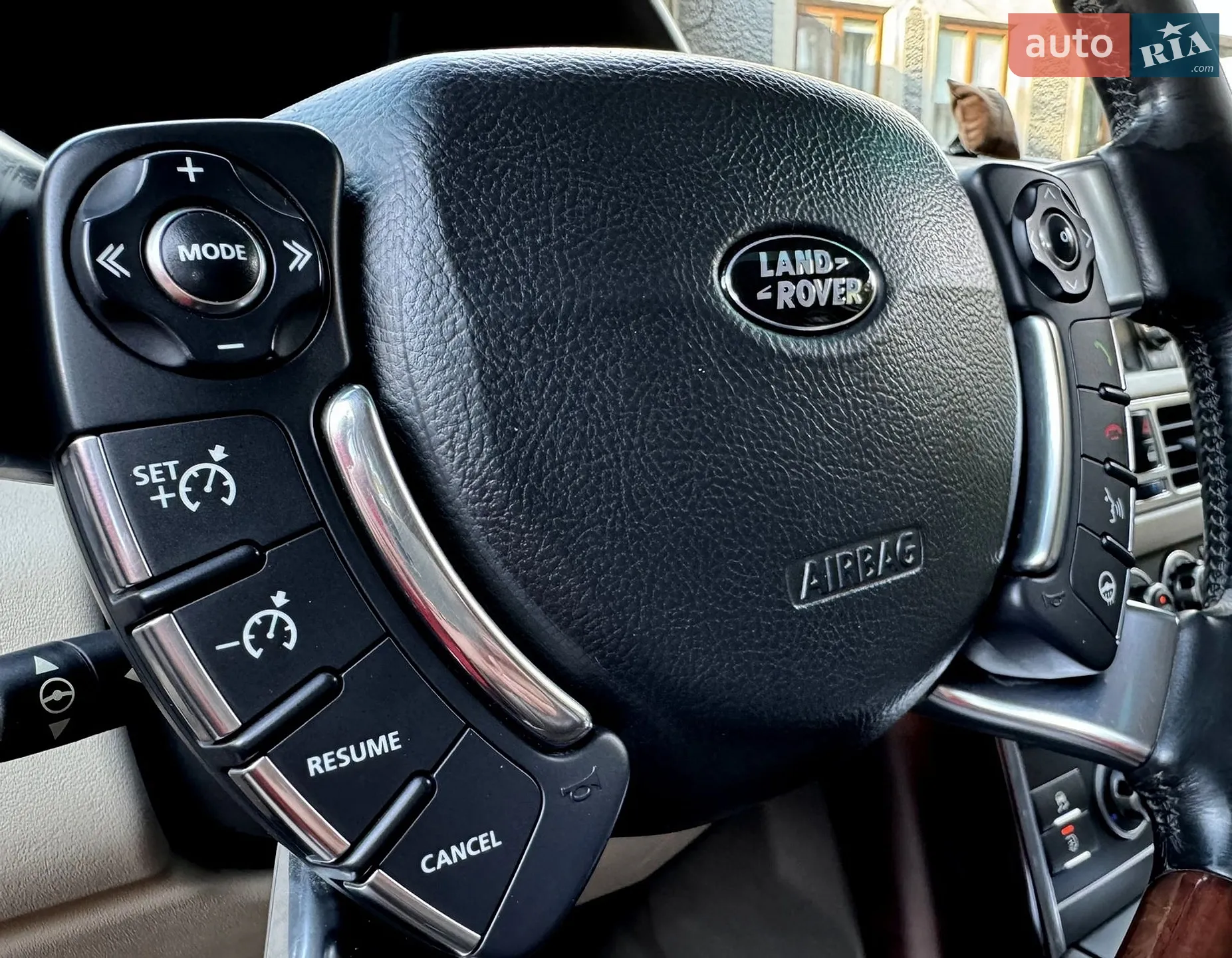 2010 Land Rover Range Rover - мініатюра 42