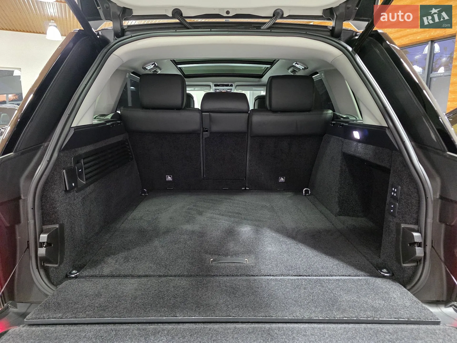2019 Land Rover Range Rover - мініатюра 51