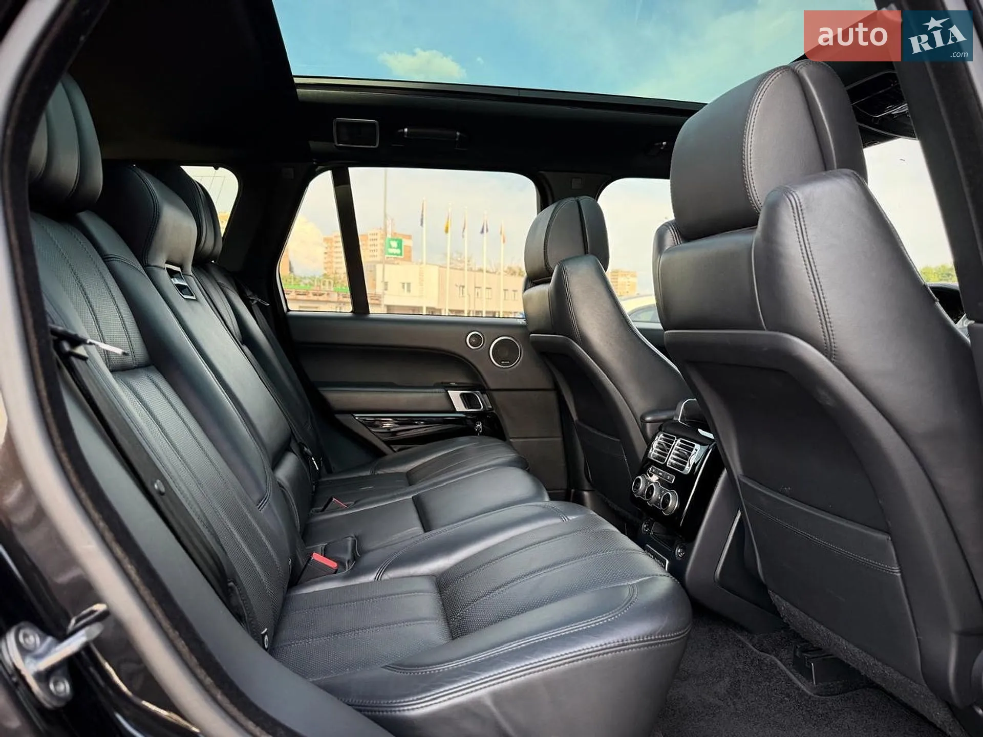 2016 Land Rover Range Rover - мініатюра 64