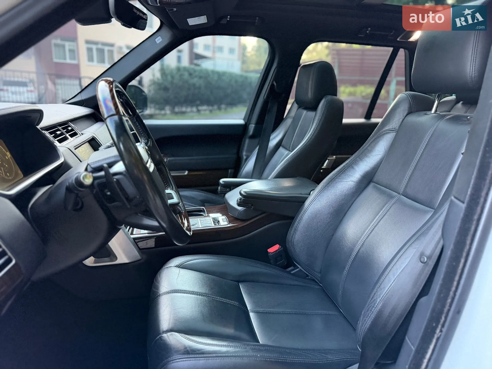 2017 Land Rover Range Rover - мініатюра 22