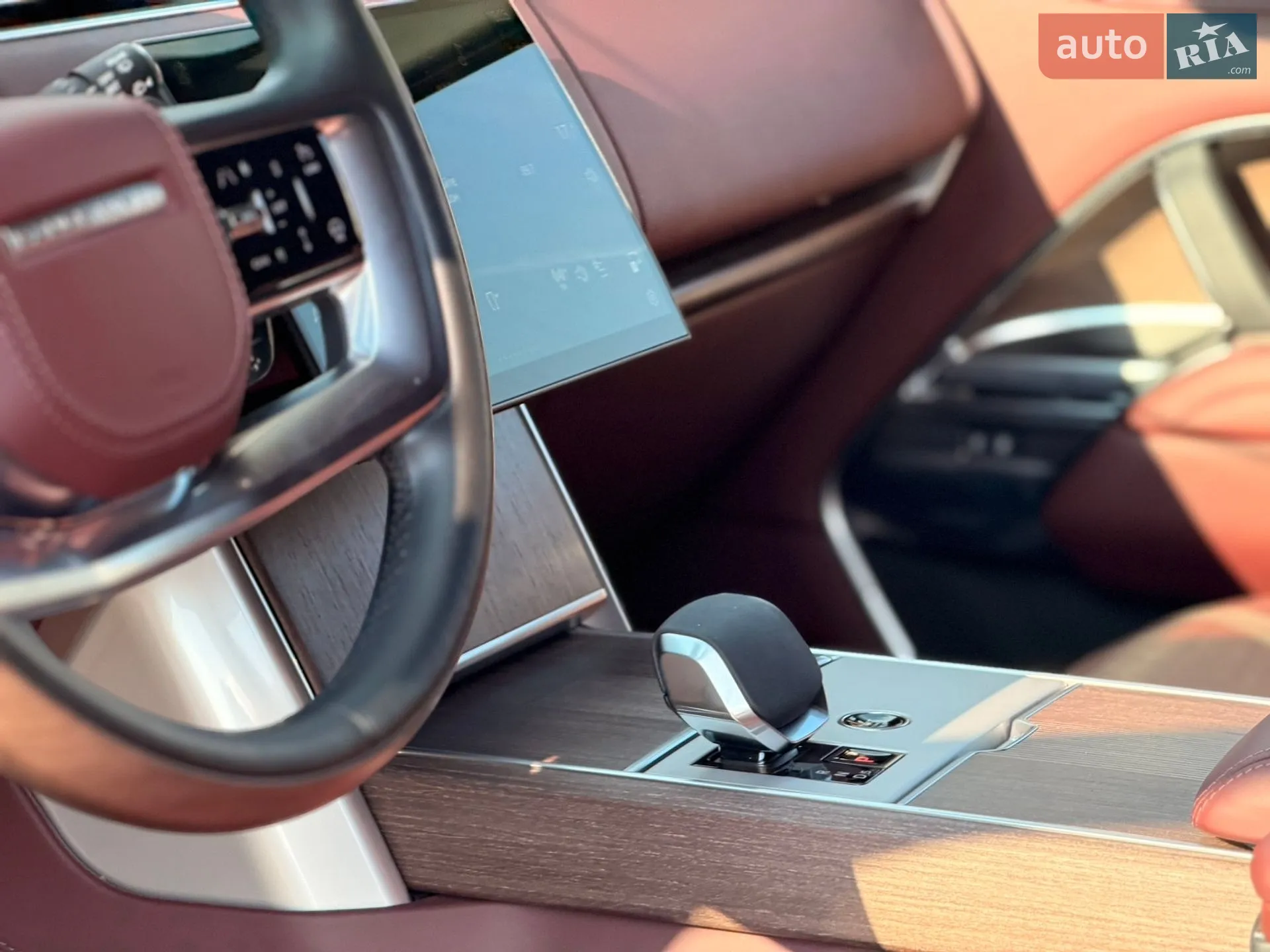2025 Land Rover Range Rover - мініатюра 22