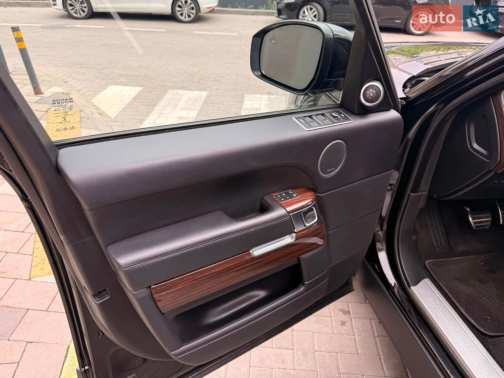 2018 Volkswagen Touareg - мініатюра 21