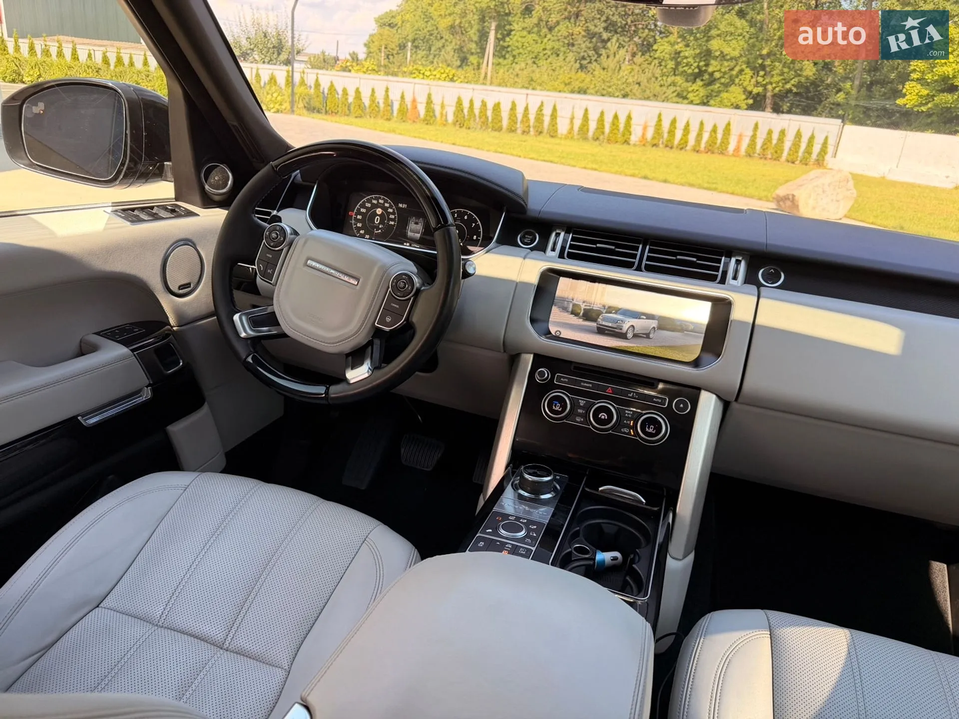 2017 Land Rover Range Rover - мініатюра 19