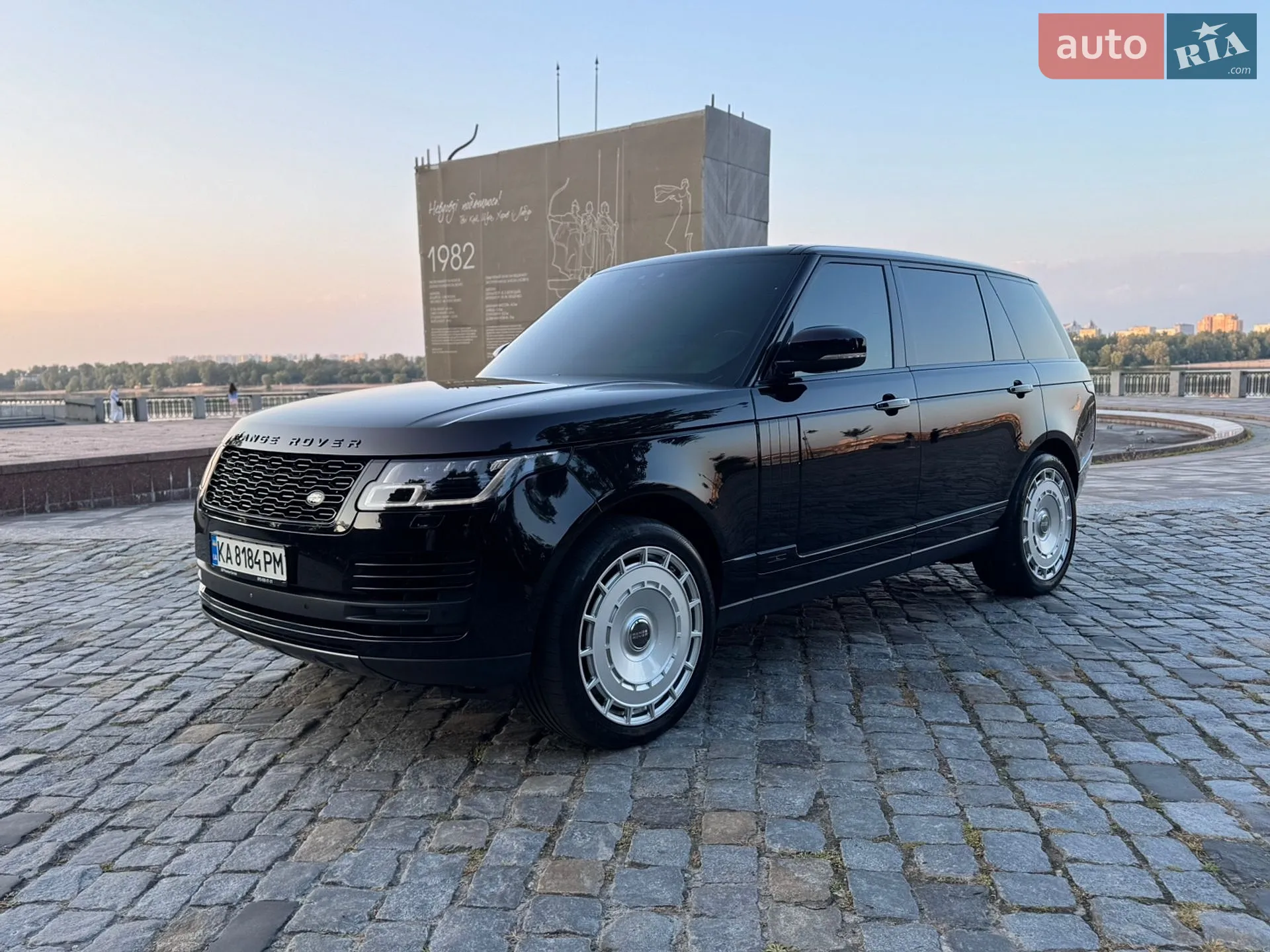 2018 Land Rover Range Rover - мініатюра 4