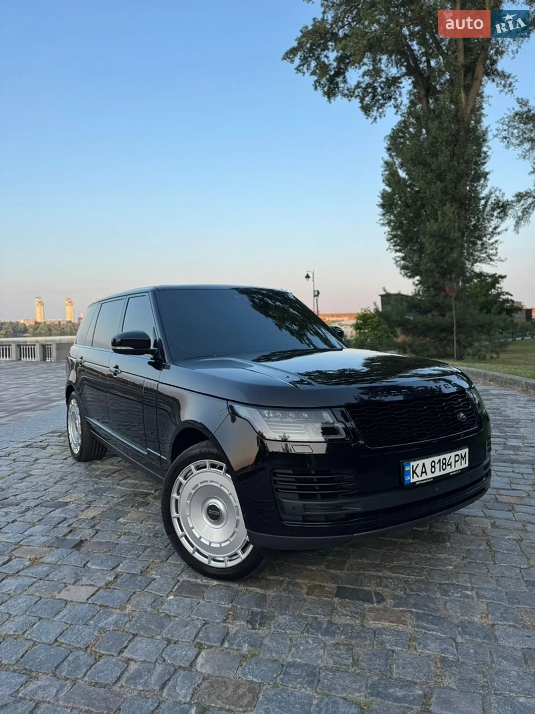 2018 Land Rover Range Rover - мініатюра 12