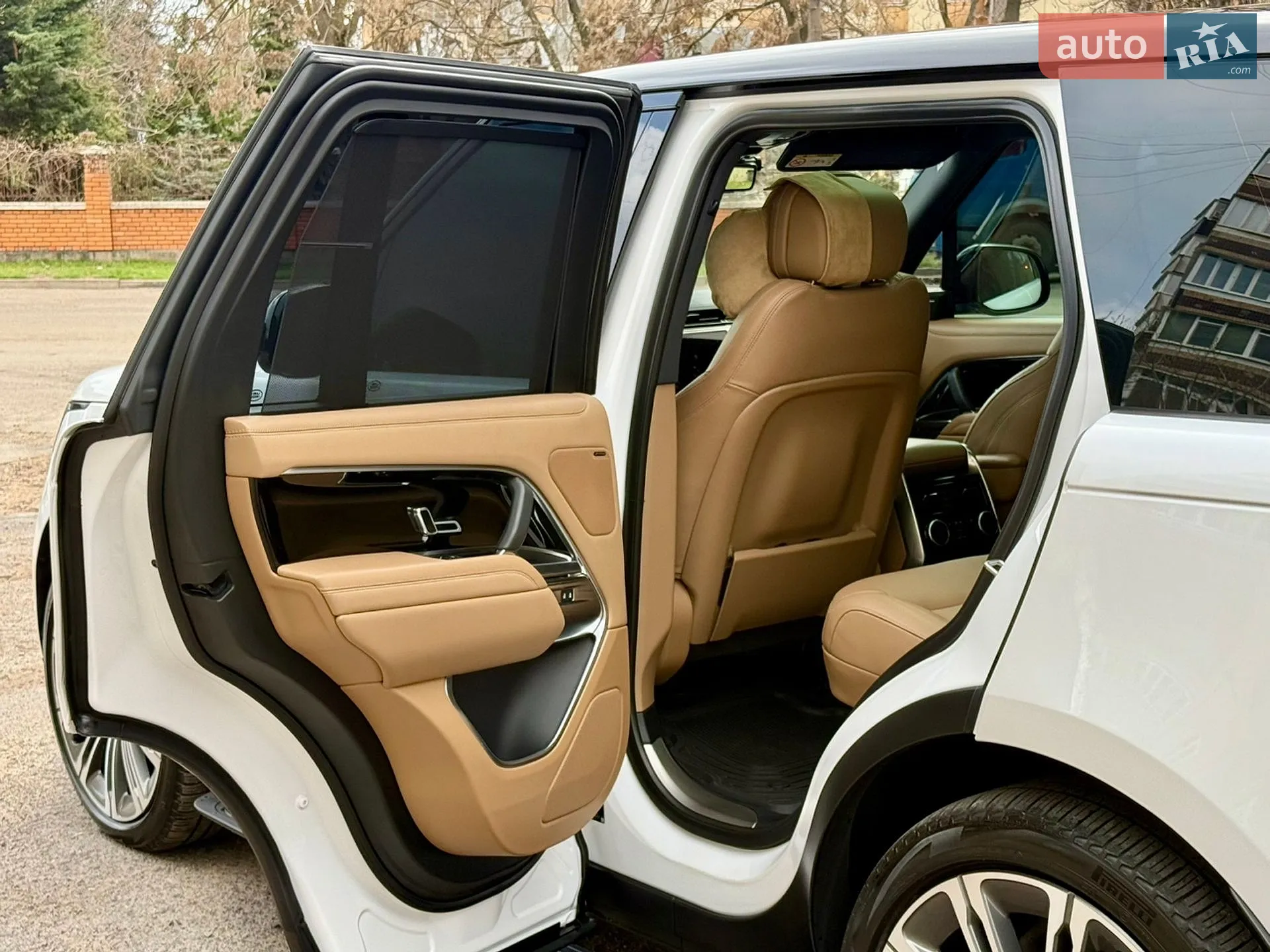 2023 Land Rover Range Rover - мініатюра 15