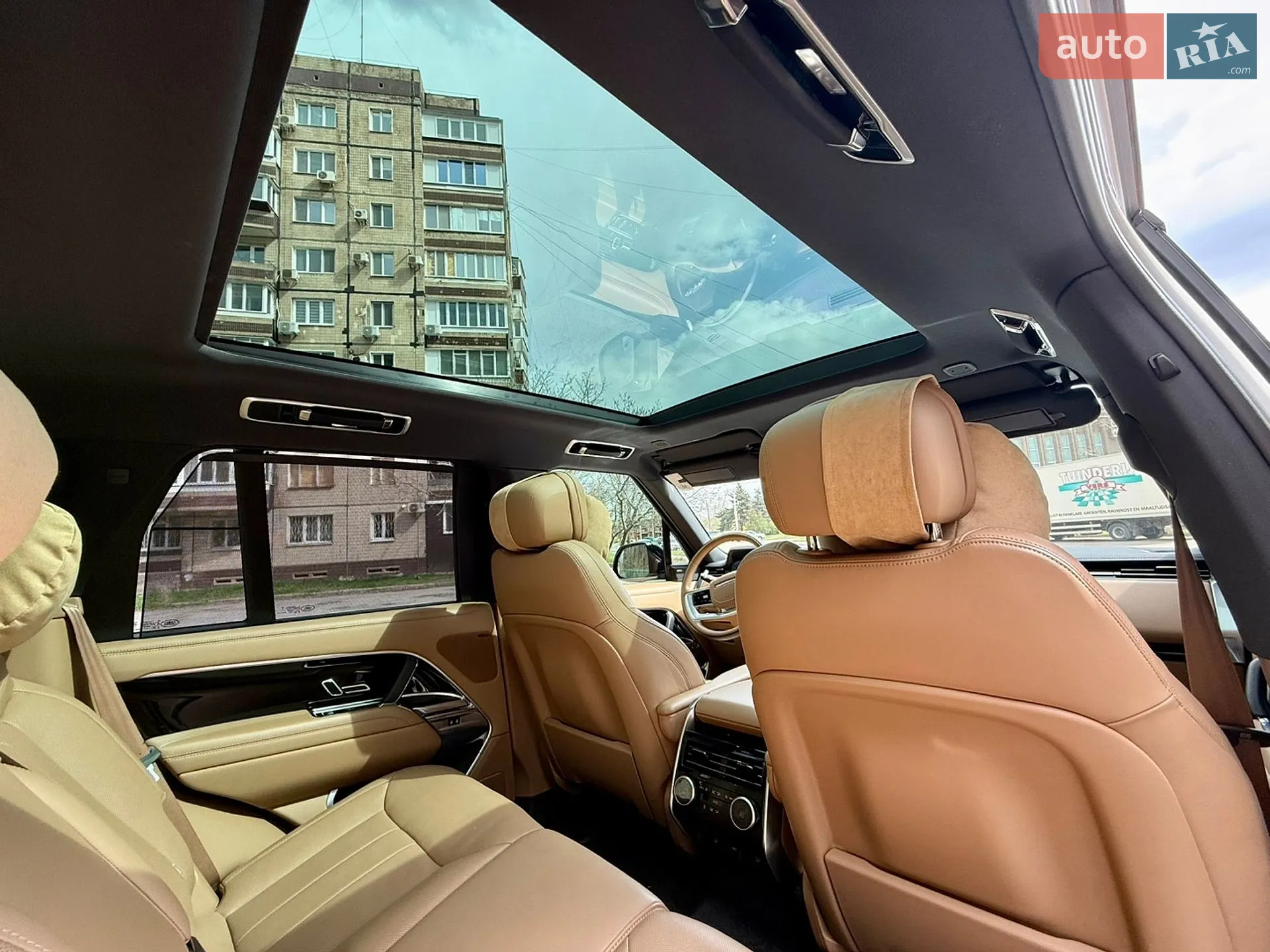 2023 Land Rover Range Rover - мініатюра 17